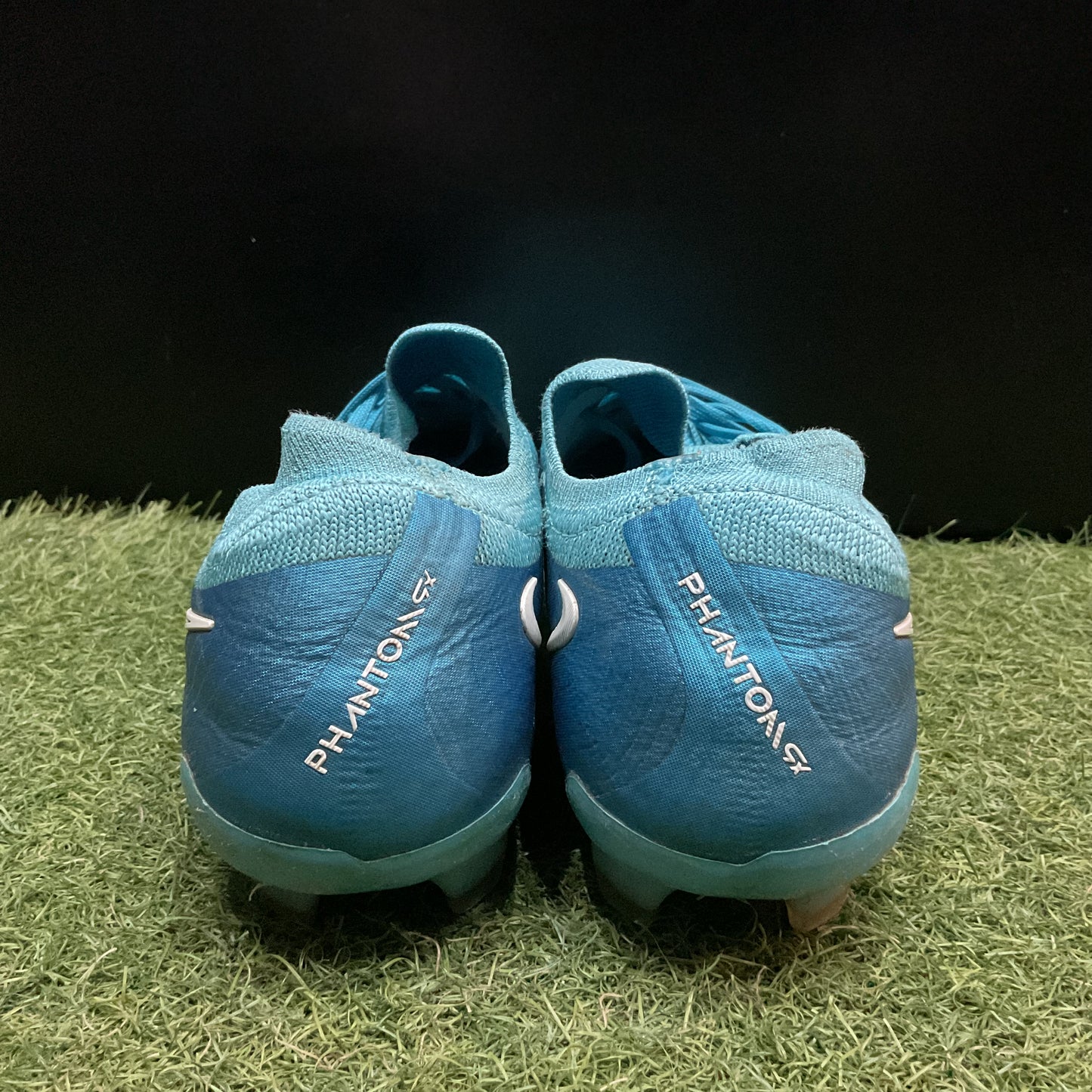 28.0 cm Used Goods中古スパイクPhantom GX2 Elite FG