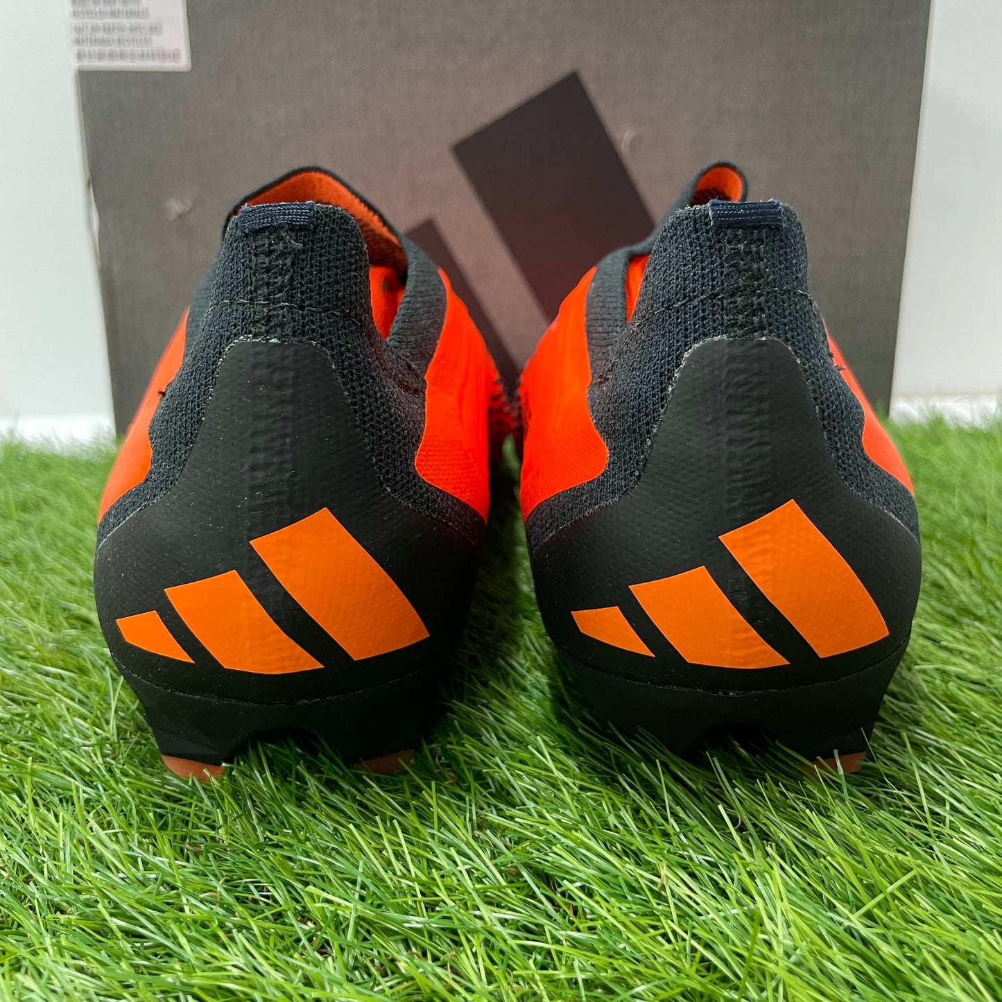 Predator Accuracy.1 L AG ローカットプレデター アキュラシー GW7071