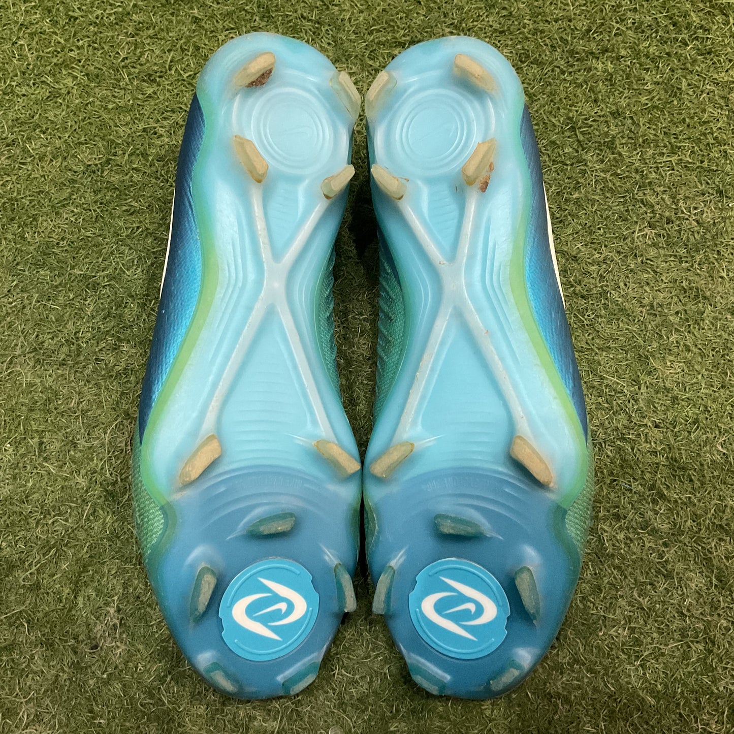 28.0 cm Used Goods中古スパイクPhantom GX2 Elite FG