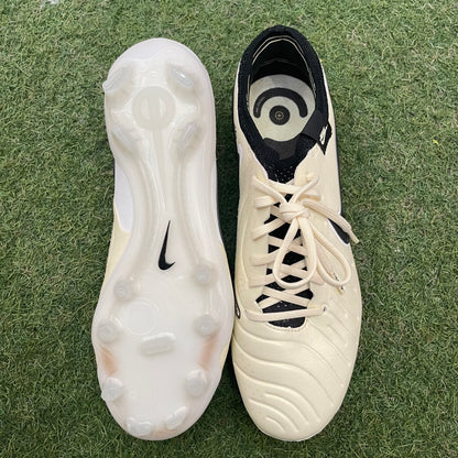 【箱無し】TIEMPO LEGEND 10 ELITE FG 25.5 DV4328 700