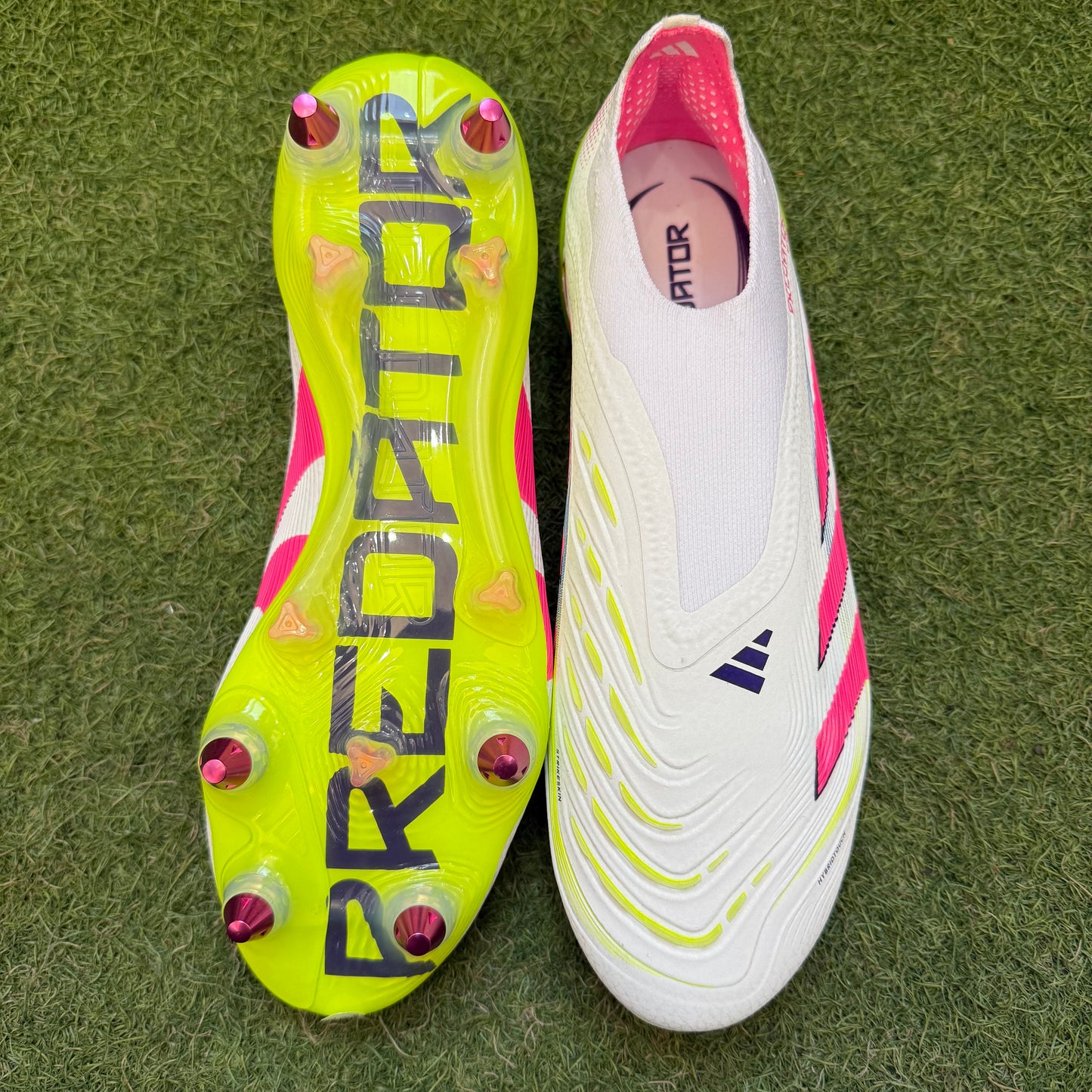 PREDATOR ELITE LL SG プレデター レースレス ID3848