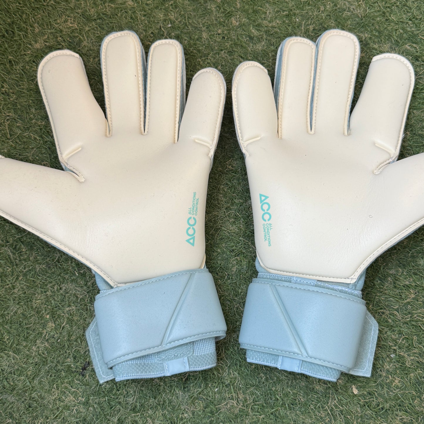 日本未発売 ヴェイパーグリップ３HQ0304 395 Vapor Grip 3