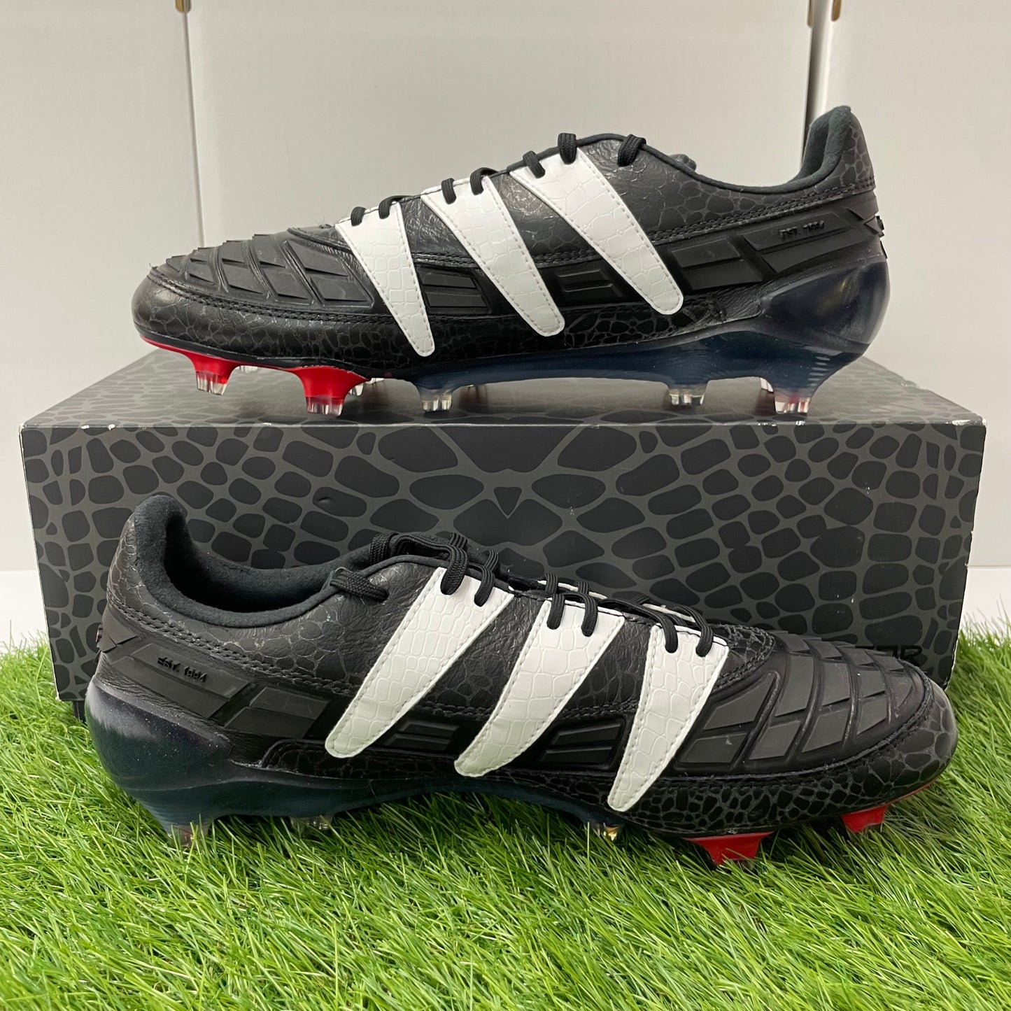 Predator 94 FG プレデター 94 IG6285