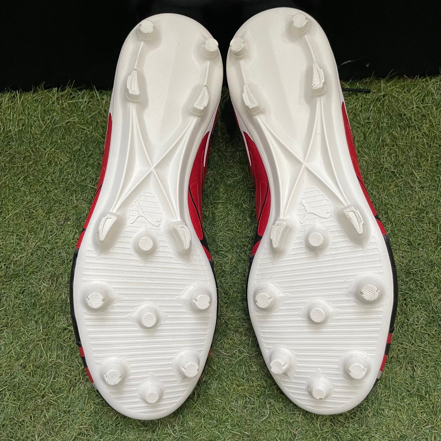 26.0 cm Used Goods中古スパイクPUMA Future Inhale FG/AG