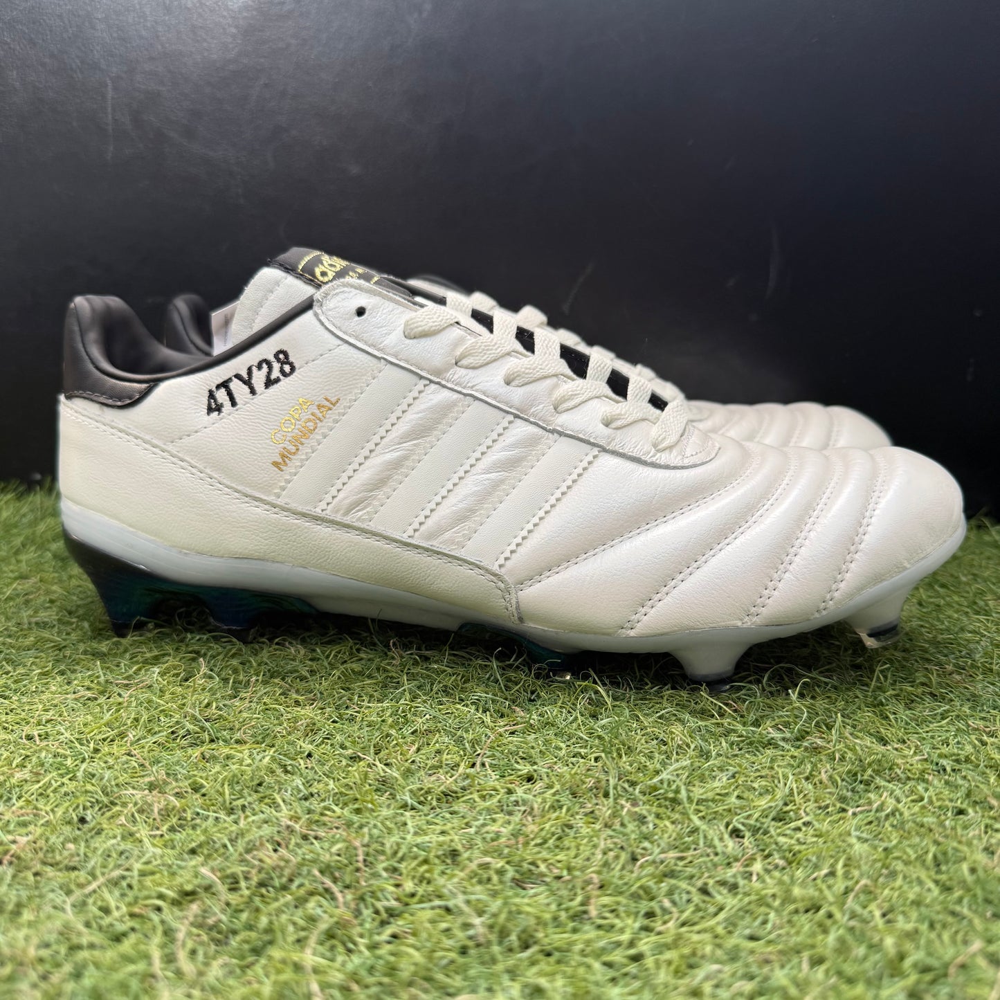 【訳あり未使用品】28.0 Used Goods中古スパイク Copa Mundial 20 FG