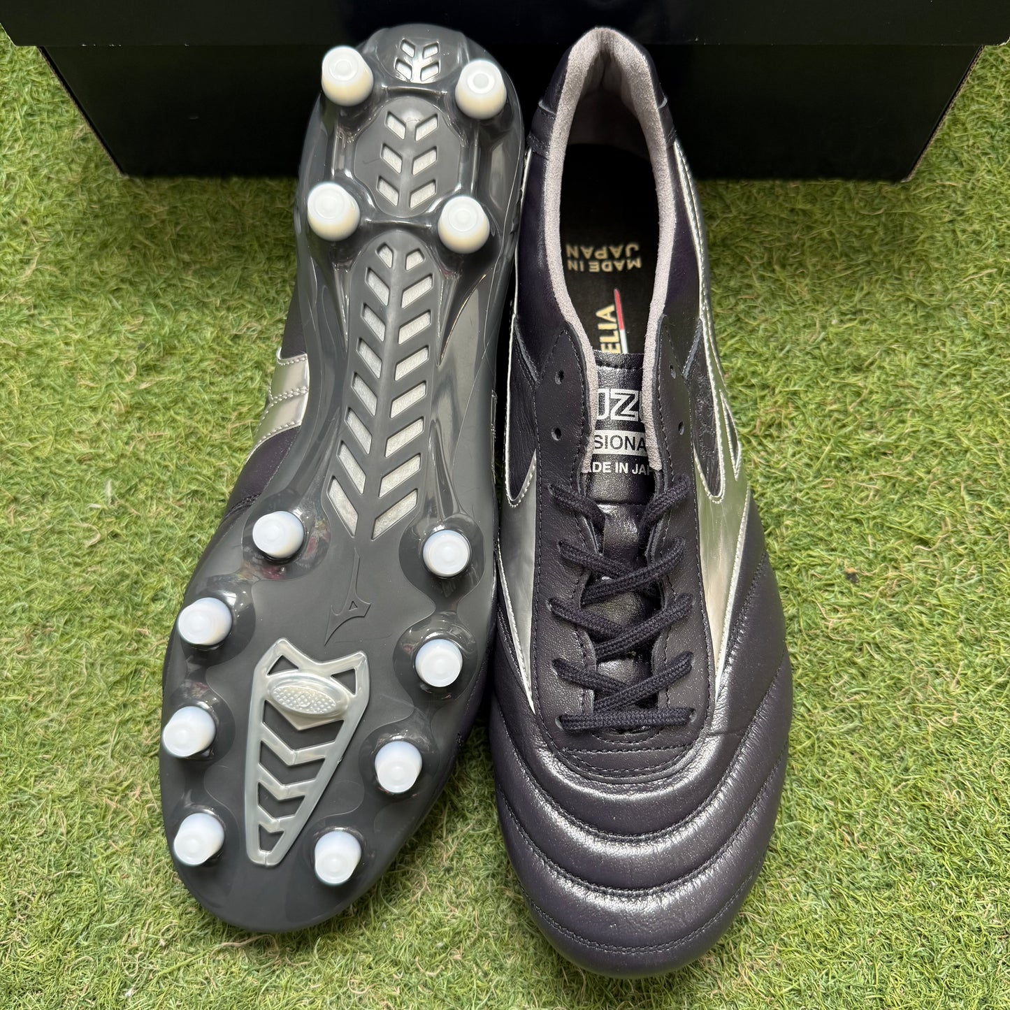 27.5 Used Goods中古スパイク Morelia DNA Japan