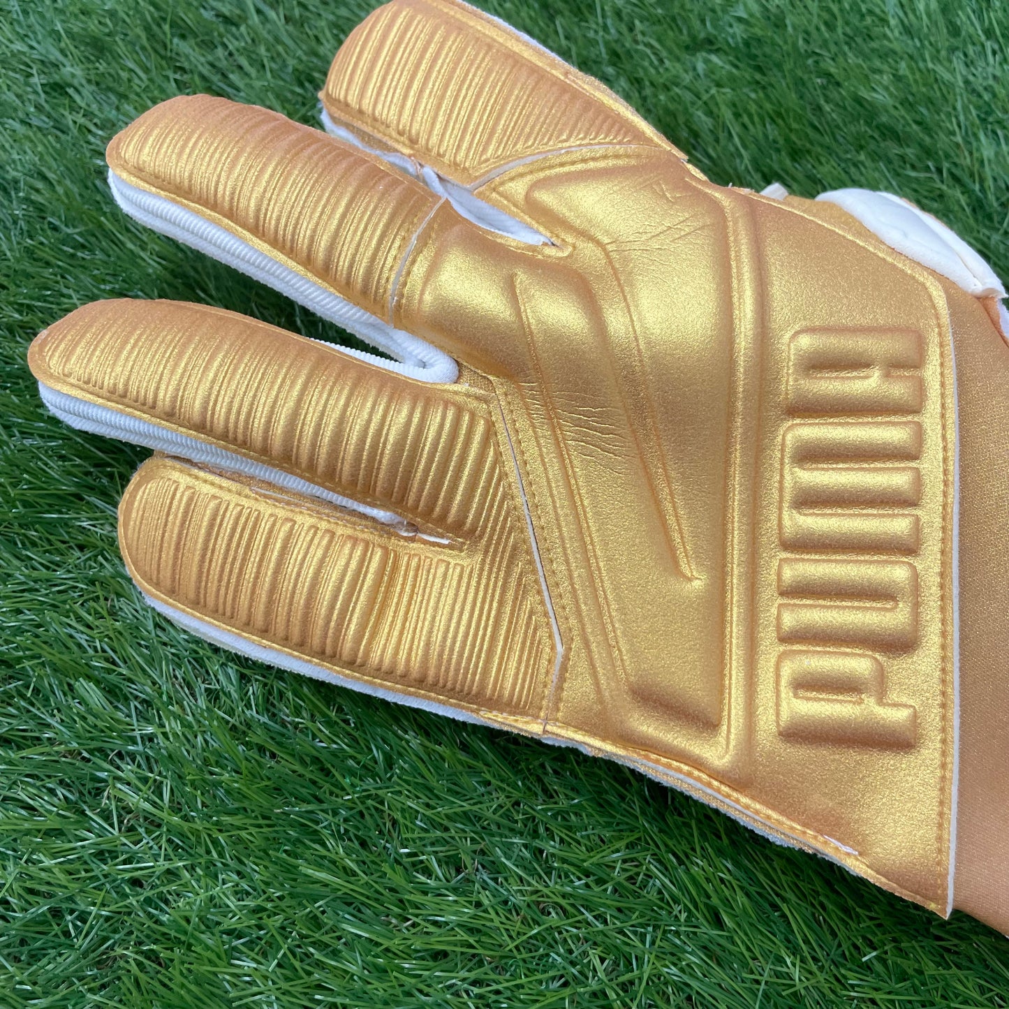 プーマ ウルトラ グリップ1 ピックフォードエディション　041821-03