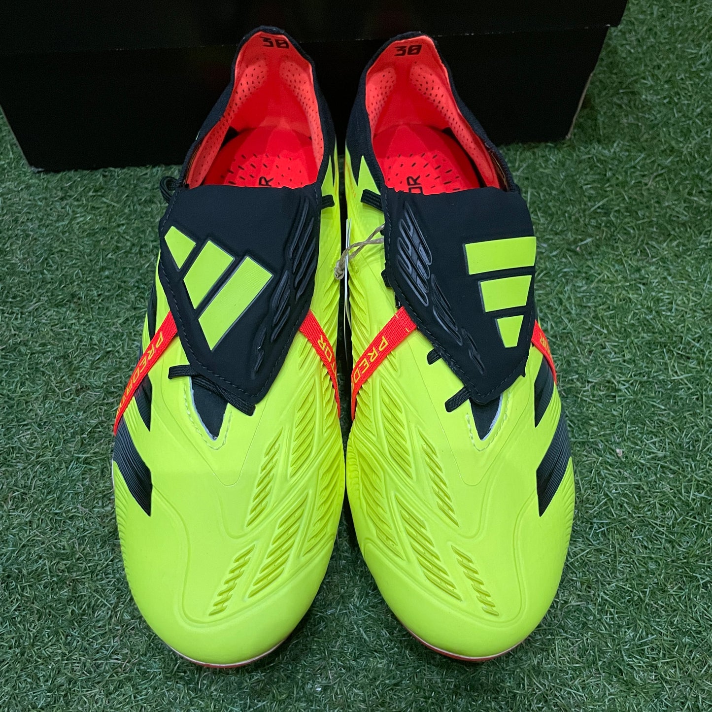 Predator Elite FG FT プレデター IE1812 ロングタン