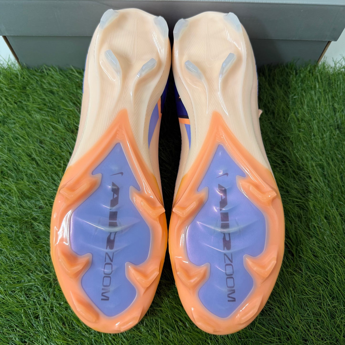 ZM VAPOR 16 ELITE FG LV8 IO8214 850 ズームヴェイパー16エリート