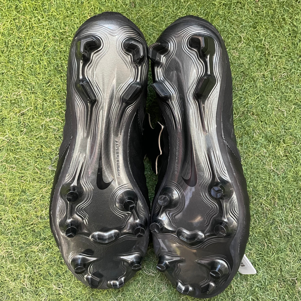 【箱無し】Tiempo Legend 7 FG 25.5 AH7238 001