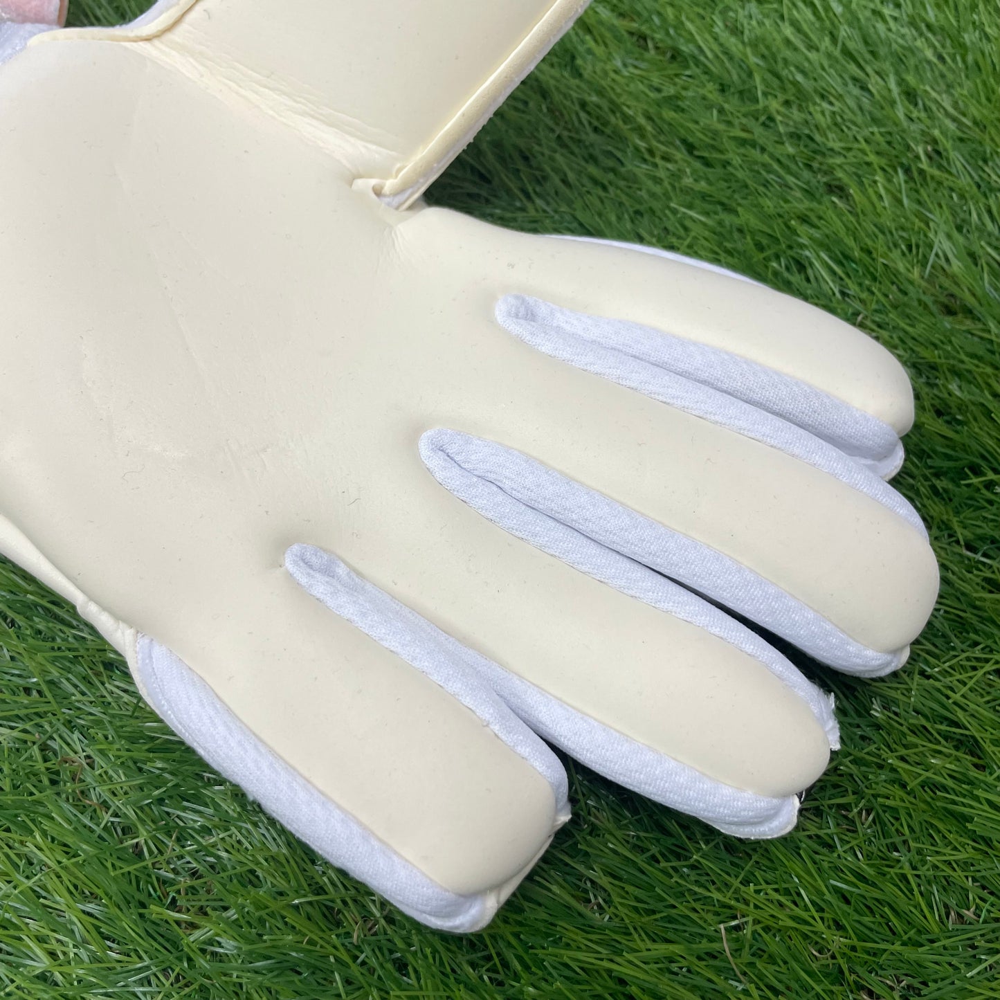 RWLK キーパーグローブ(R1-2)