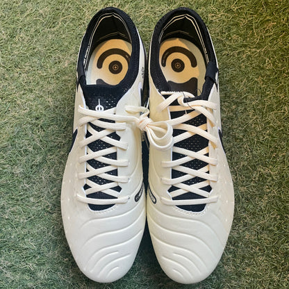 【箱無し】Tiempo Legend 10 SG-PRO 26.0 FN7283 700