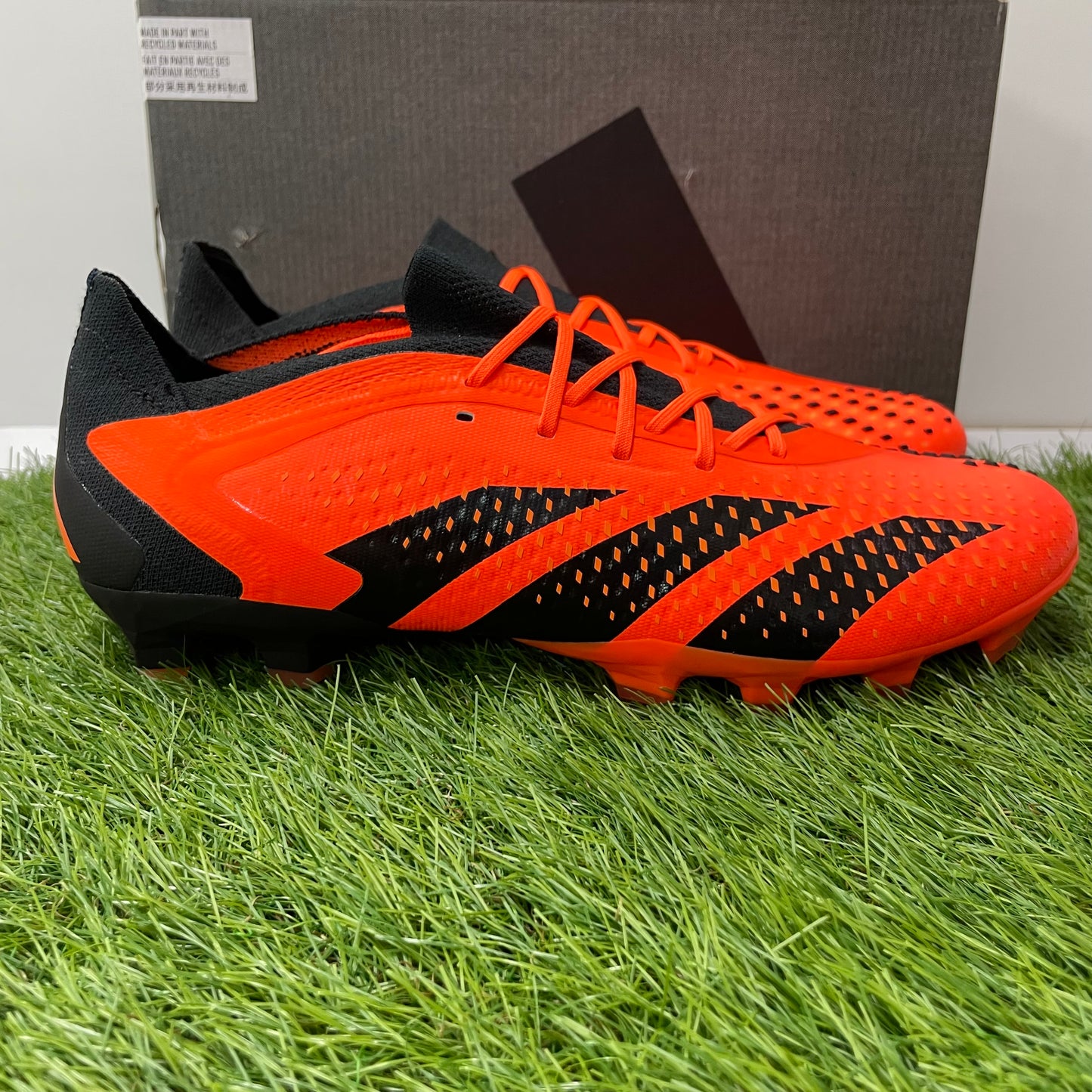 Predator Accuracy.1 L AG ローカットプレデター アキュラシー GW7071