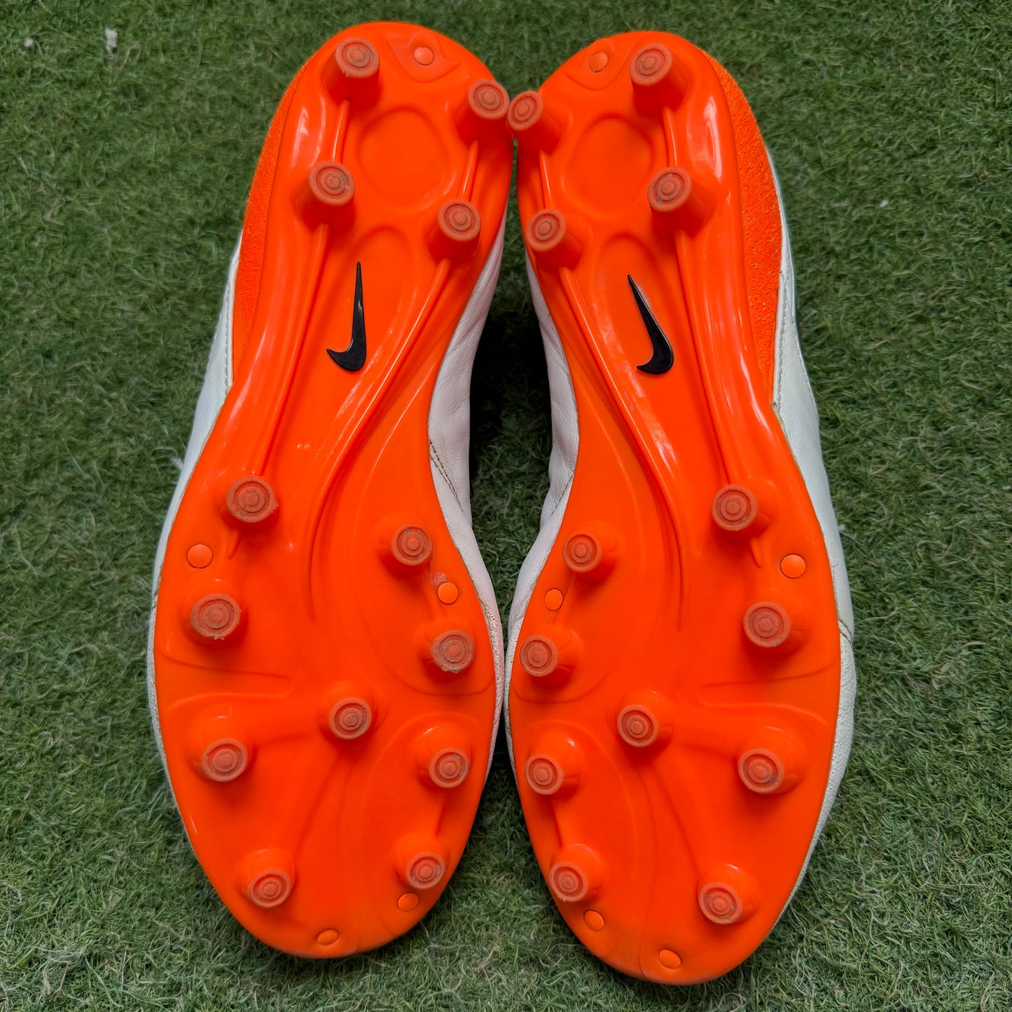27.0 Used Goods中古スパイク Tiempo Legacy 2 HG-E