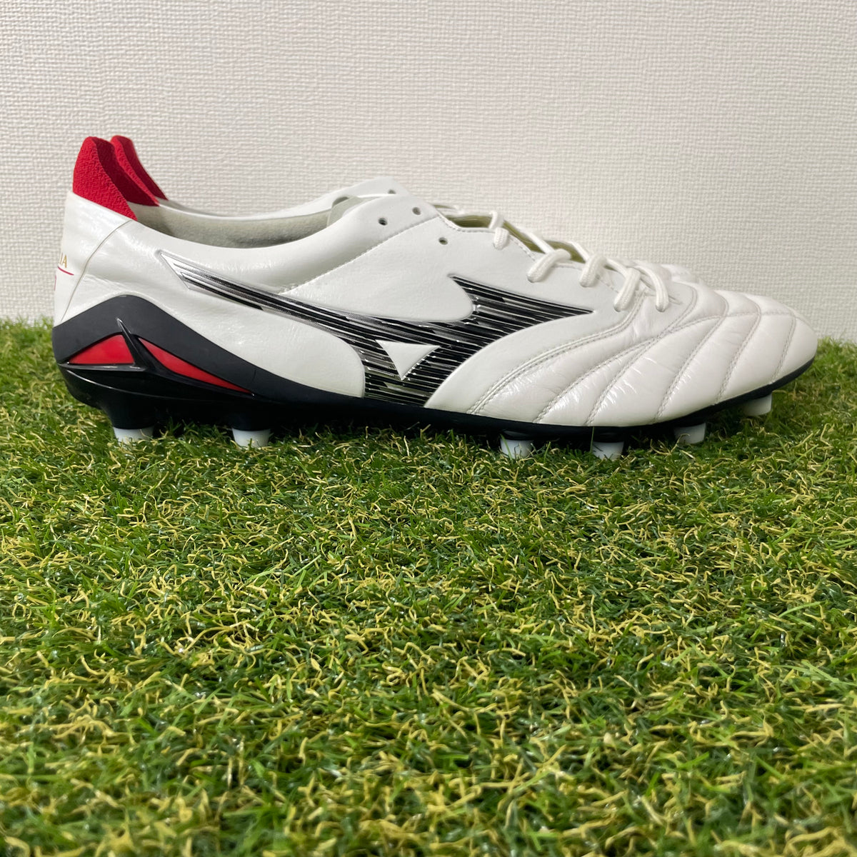 【箱無し】MORELIA NEO4 JAPAN 30.0 cm P1GA233009