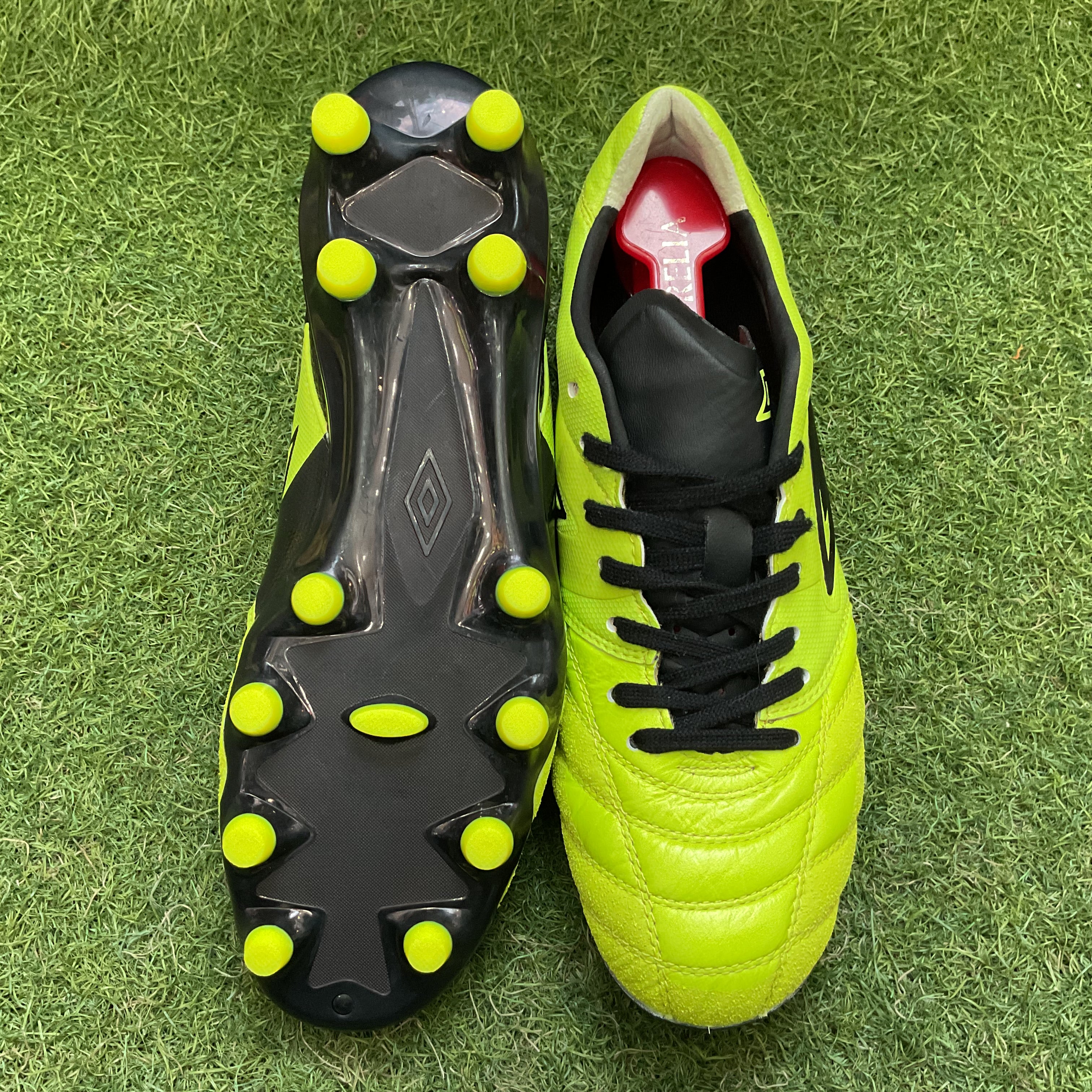 UMBRO ACCERATOR PRO 26.5 中古 25.5 cm Used Goods中古スパイク アンブロ Umbro アクセレイター プロ
