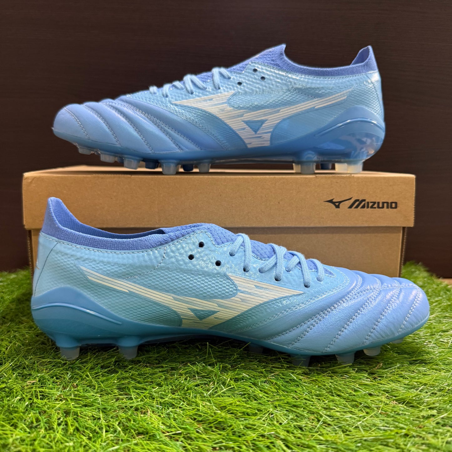 日本未発売 モレリアネオ4 β Elite AG P1GA264325