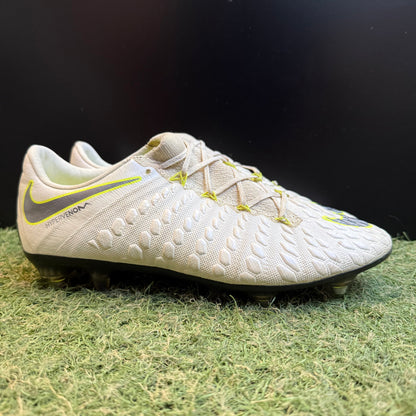 26.0 Used Goods中古スパイクHypervenom  Phantom 3 SG Anti Clog