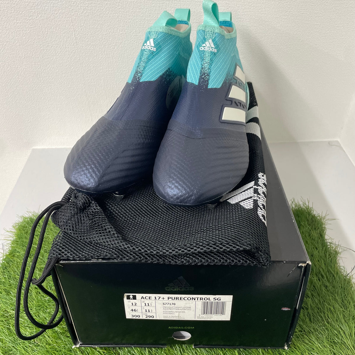 日本未発売 ACE 17+ PURECONTROL SG S77170