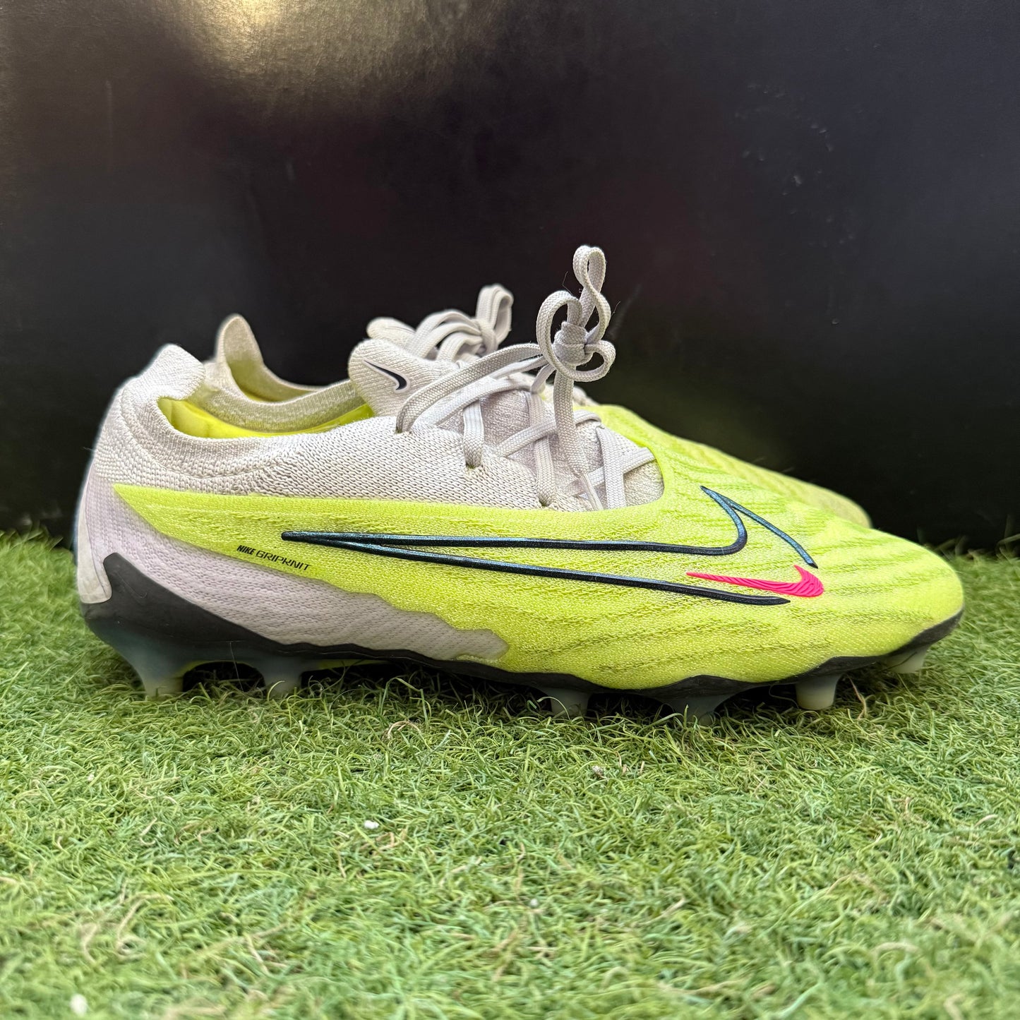 25.0 Used Goods中古スパイク Phantom GX Elite AG-PRO