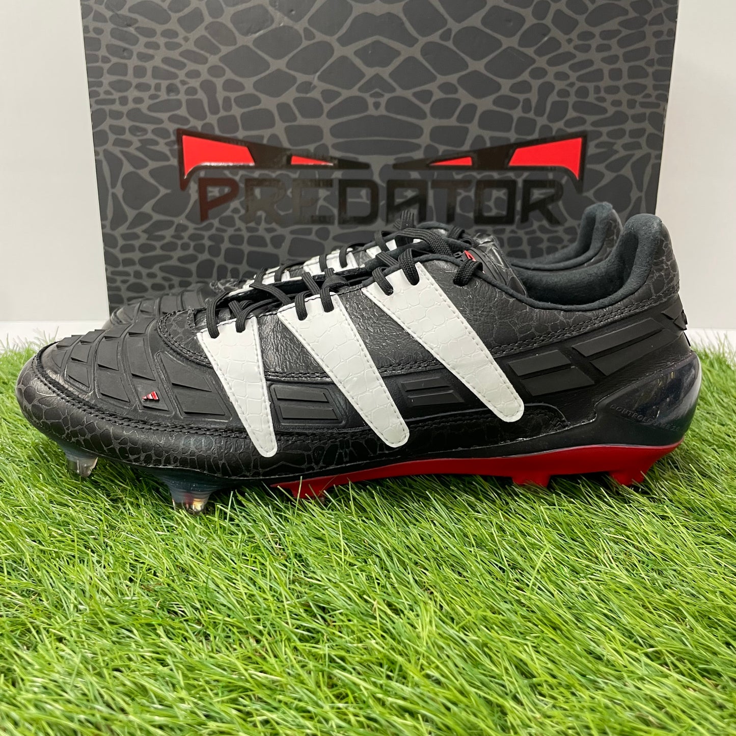 Predator 94 FG プレデター 94 IG6285