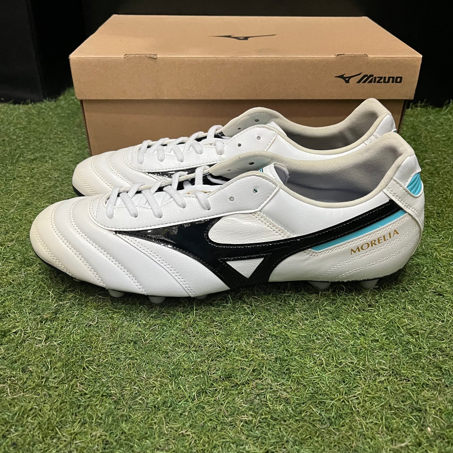 訳あり 日焼け日焼けあり モレリア2 ELITE 日本未発売 P1GA221209