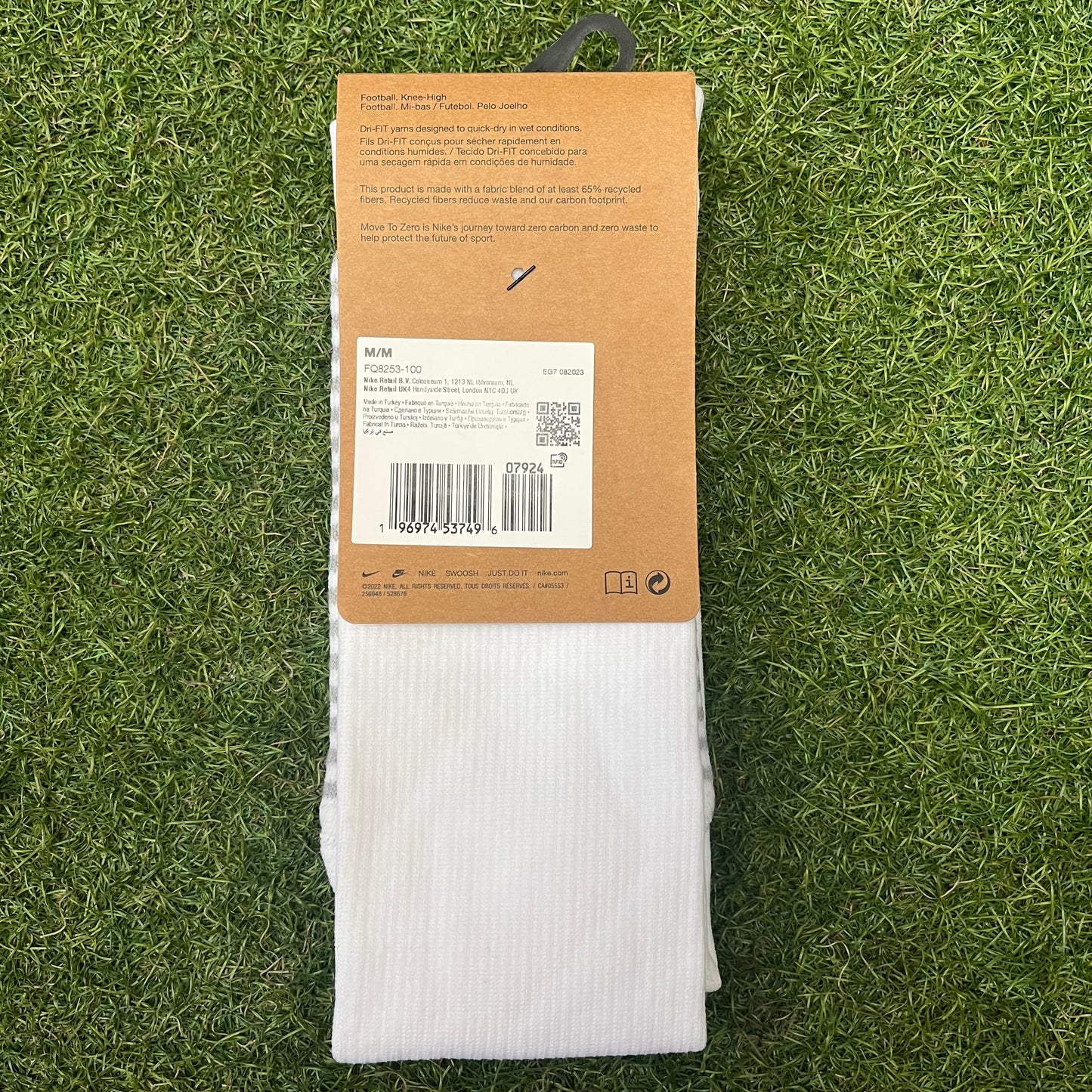 ホワイト NIKE Strike Knee High 支給品ソックス FQ8253 100