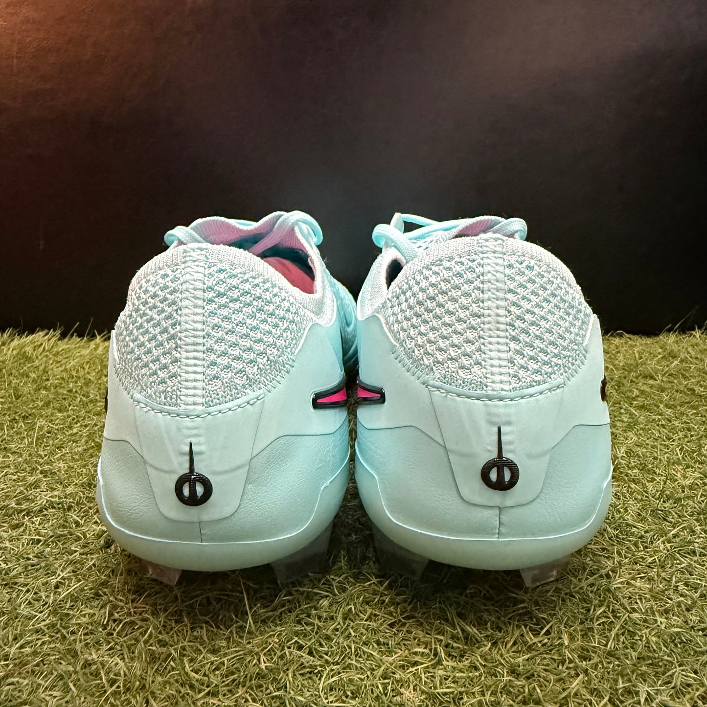 ティエンポレジェンド10 ELITE FG  HF8980 401