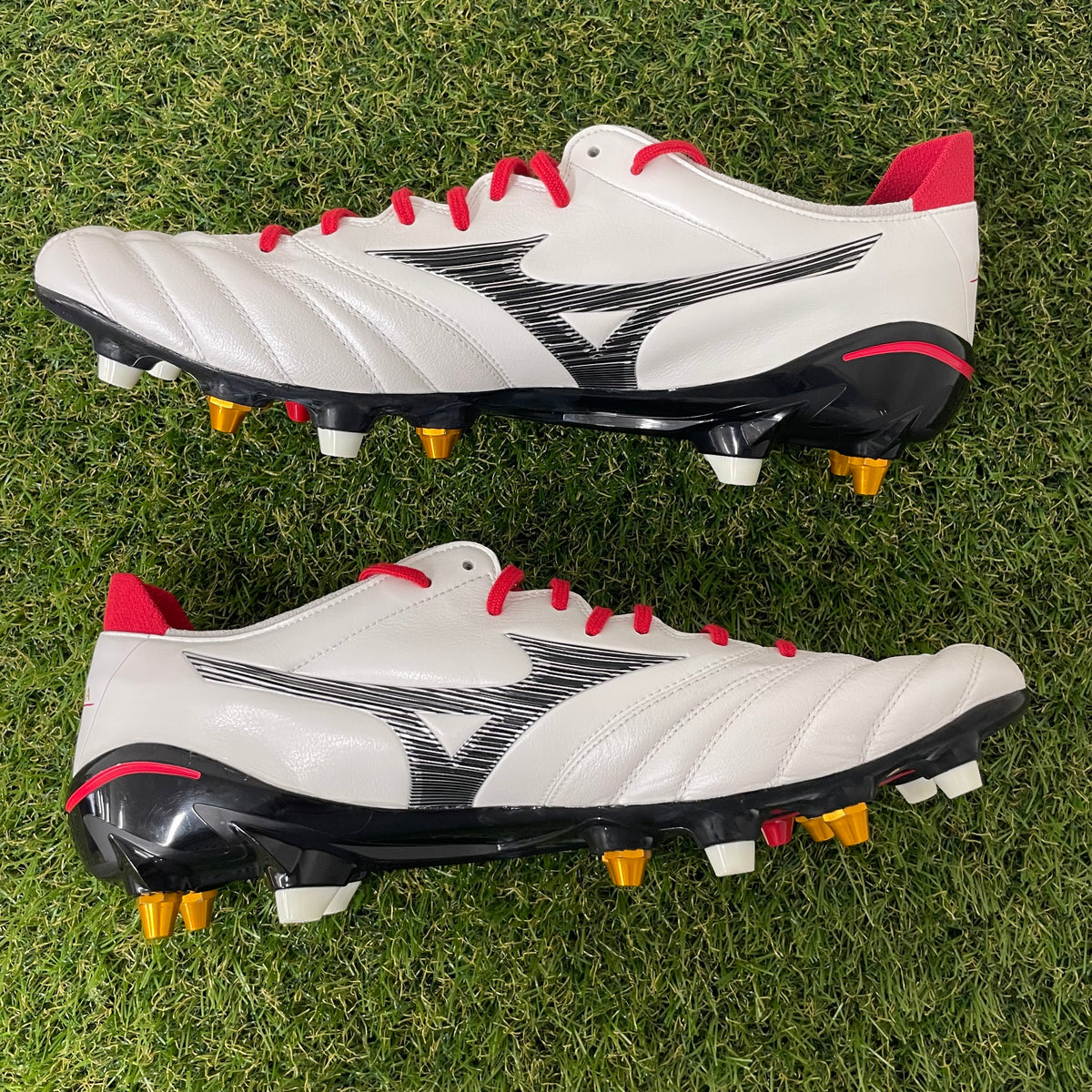 【箱無し】MORELIA NEO3 JAPAN SG MIX 30.0 cm P1GC208009