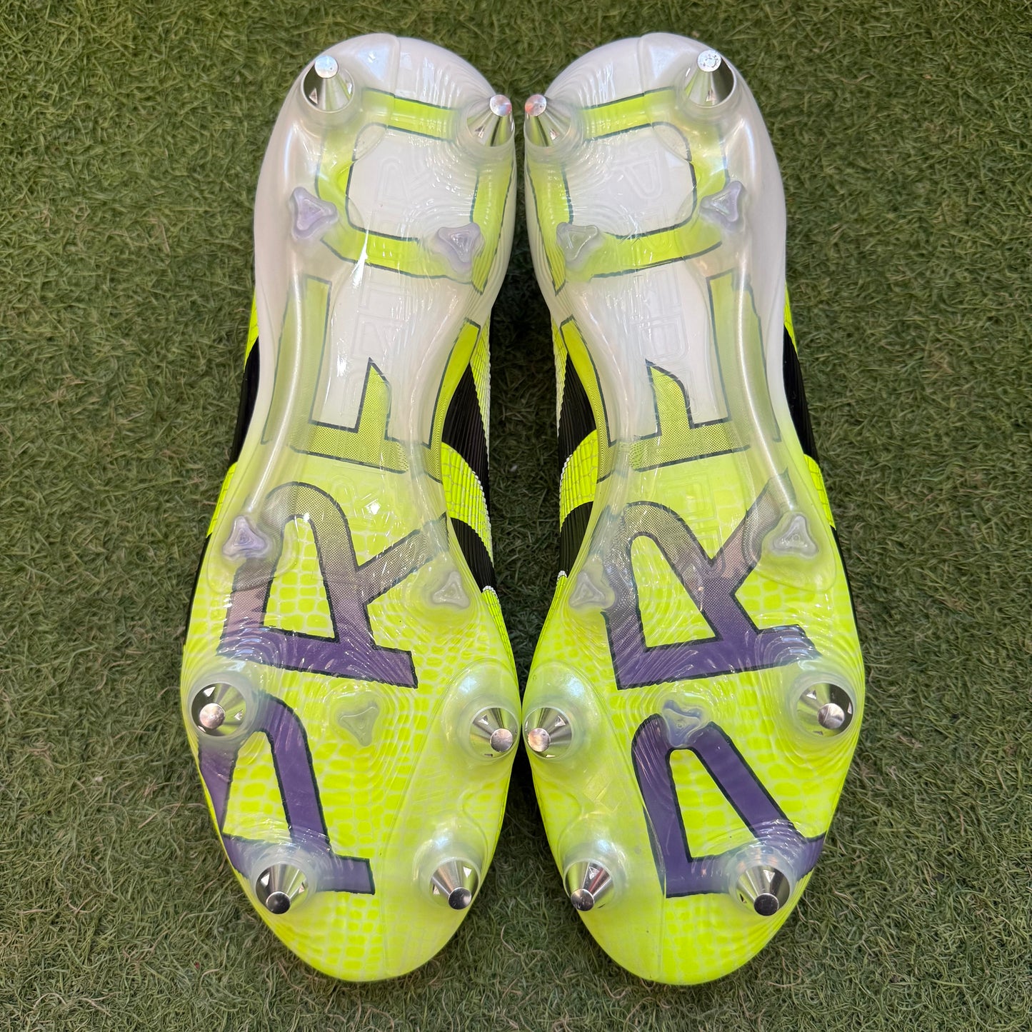 PREDATOR ELITE LL SG プレデター レースレス JI1064