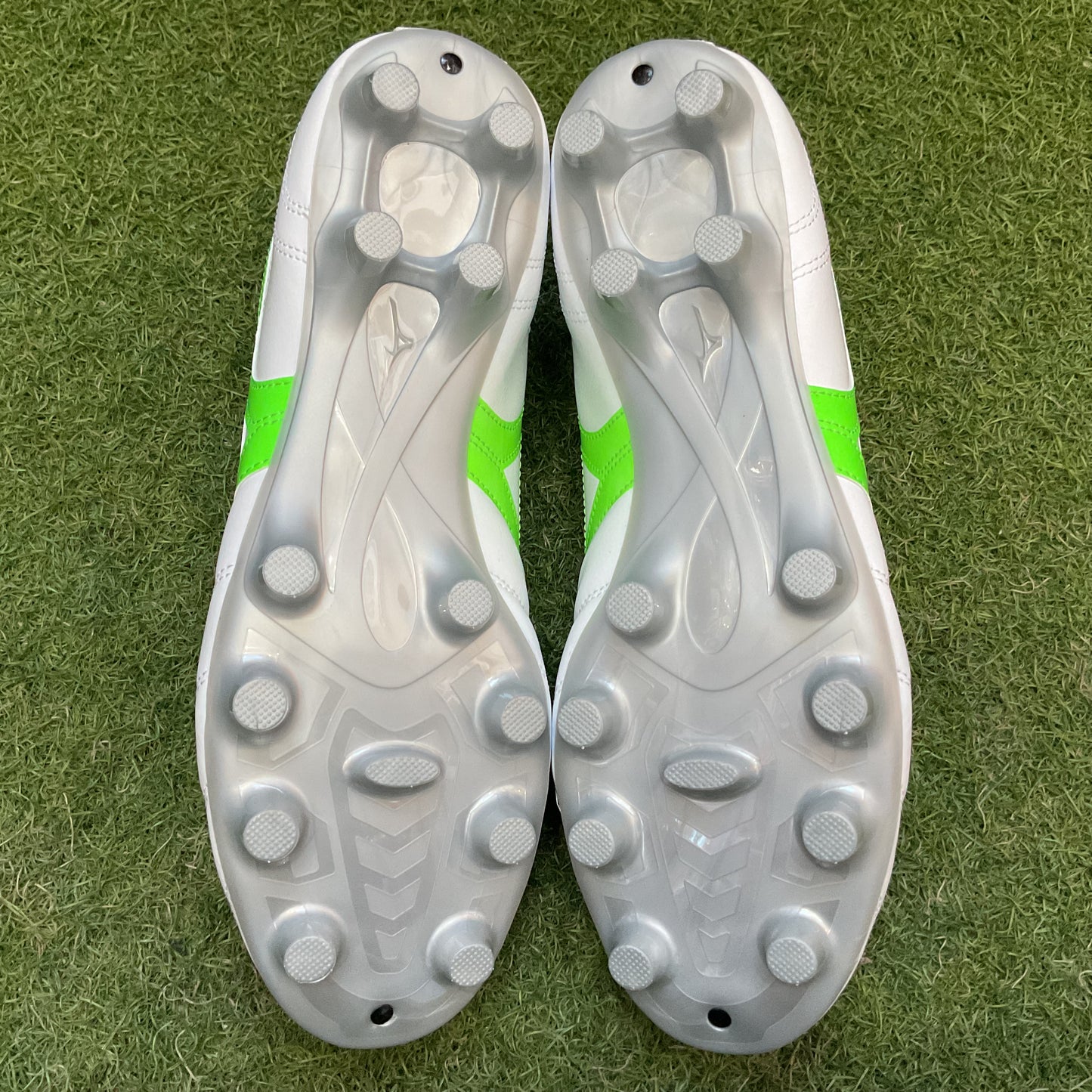 日本未発売 モレリア2 クラブ  P1GA251637 Mizuno Morelia 2 Club