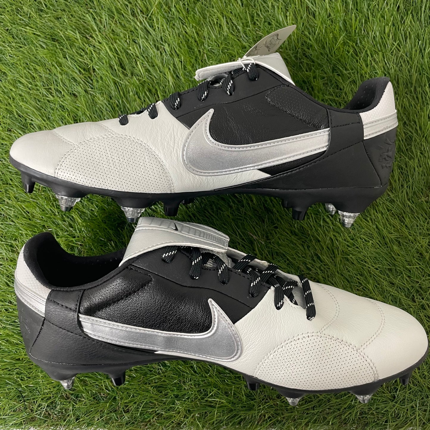 【箱無し】Nike The Premier III SG Pro Anti Clog 26.0cm AT5890-006
