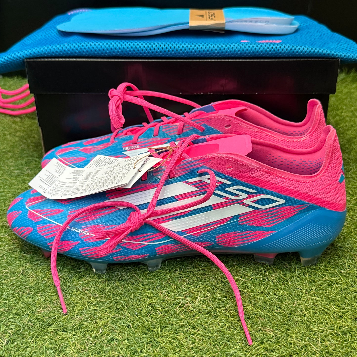 F50 FG 天然芝 アディダス IE3188 adizero4 復刻カラー