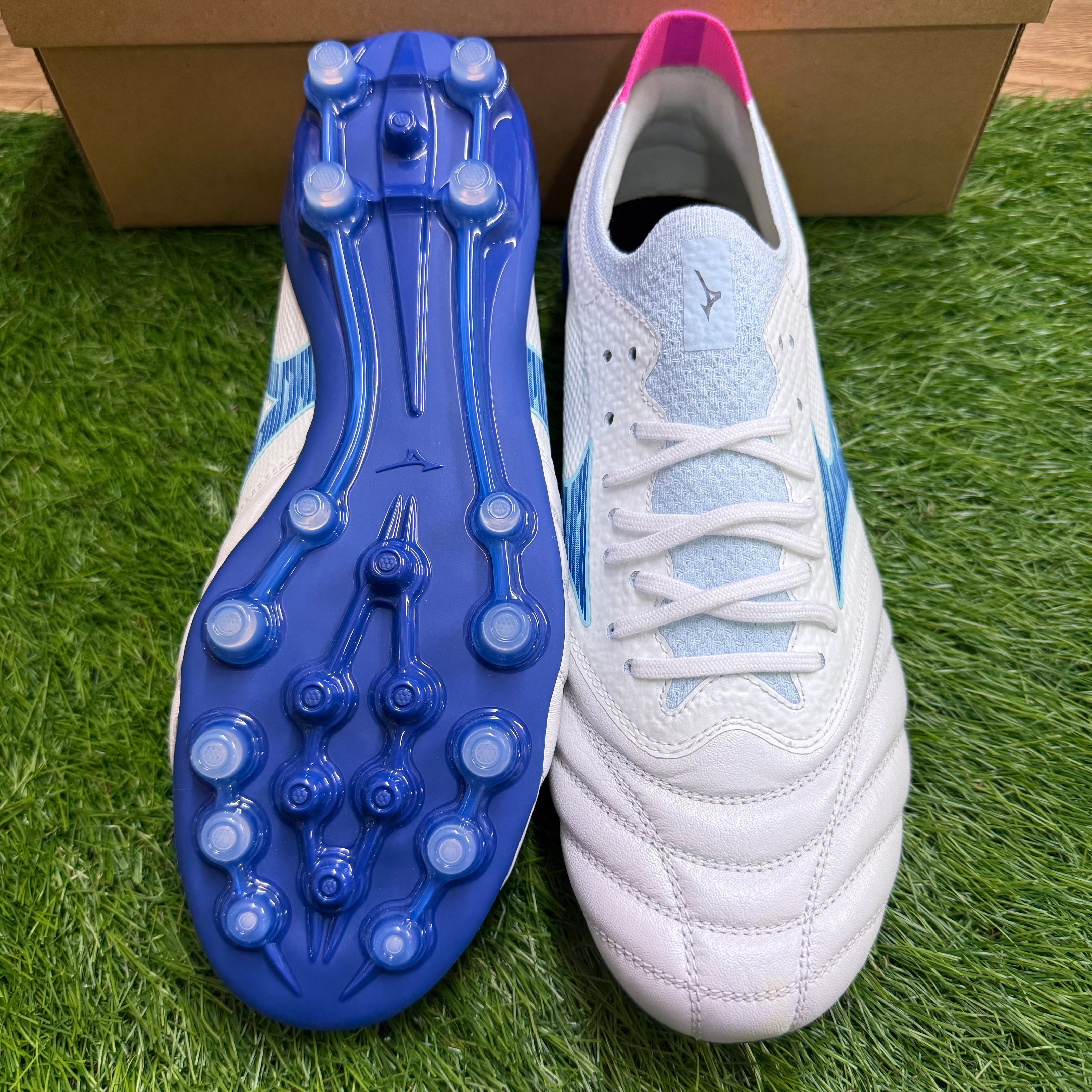 サッカースパイク – 俺の足 サッカー用品セレクトショップ