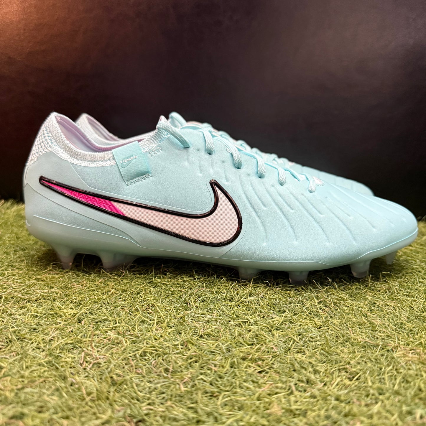 ティエンポレジェンド10 ELITE FG  HF8980 401