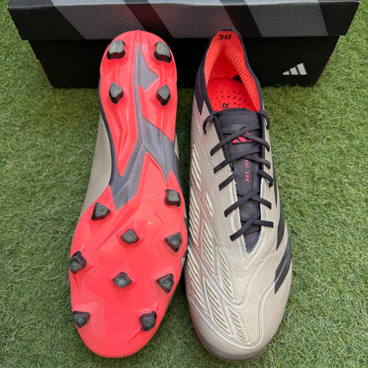 28.0 cm Used Goods中古スパイクPredator Elite HG/AG JPN