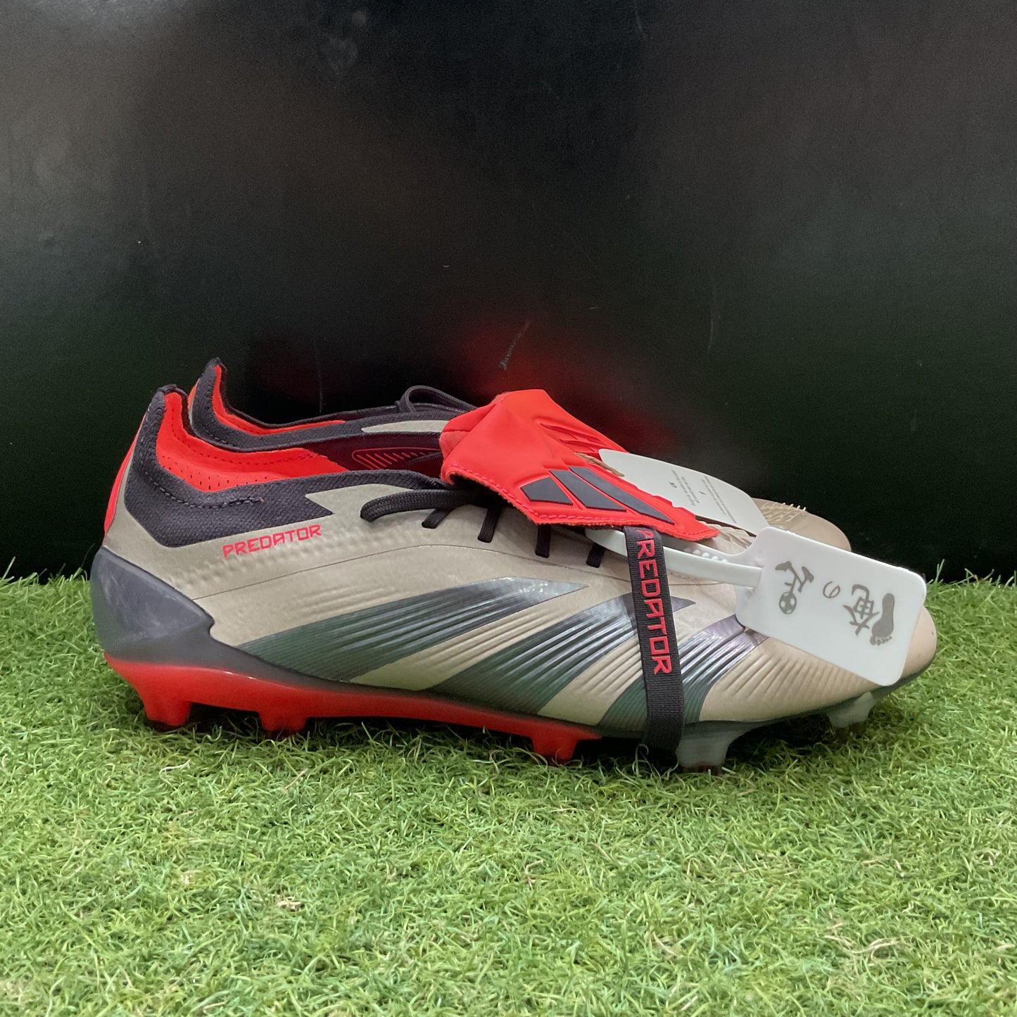【箱無し】Predator Elite FT FG 26.0 IF6443