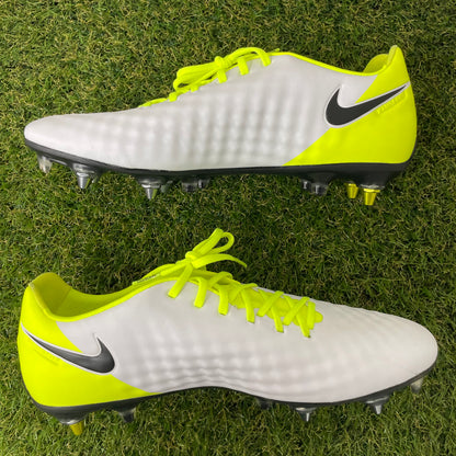 【箱無し】MAGISTA OPUS 2 SG-PRO ANTI CLOG 29.0 cm 889254 108