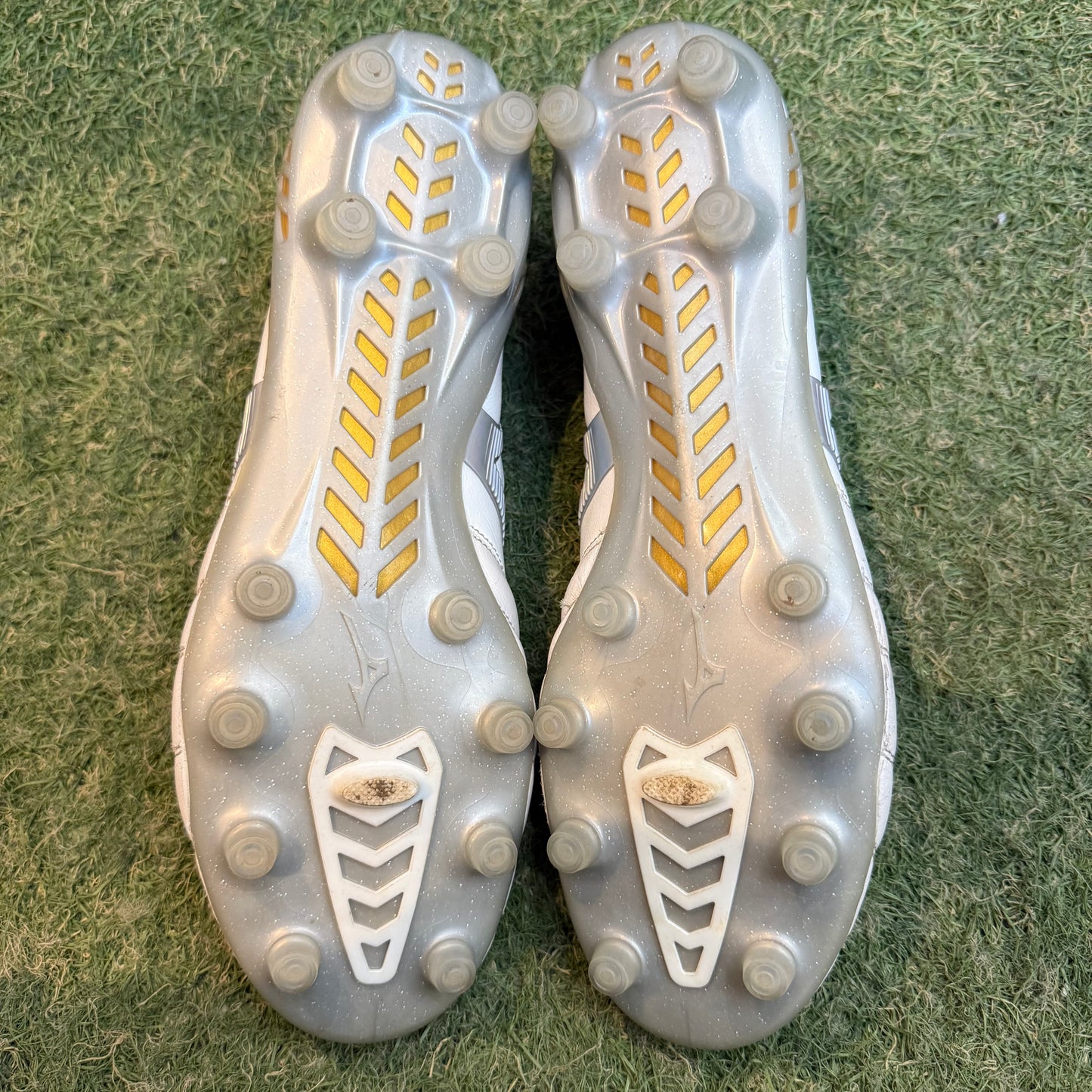 27.0 Used Goods中古スパイク Morelia Neo 3 Japan