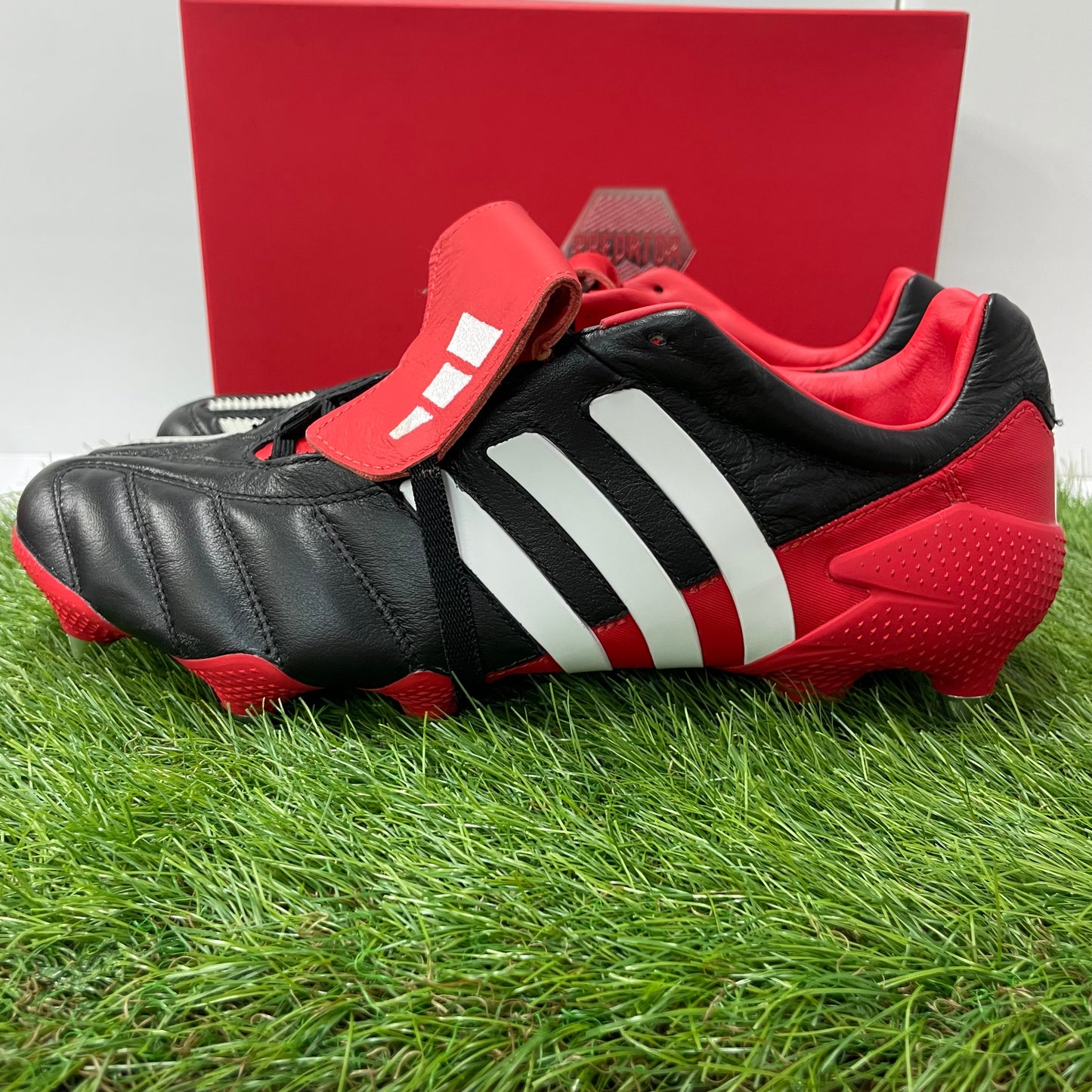 Predator MANIA SG 復刻 GZ2143