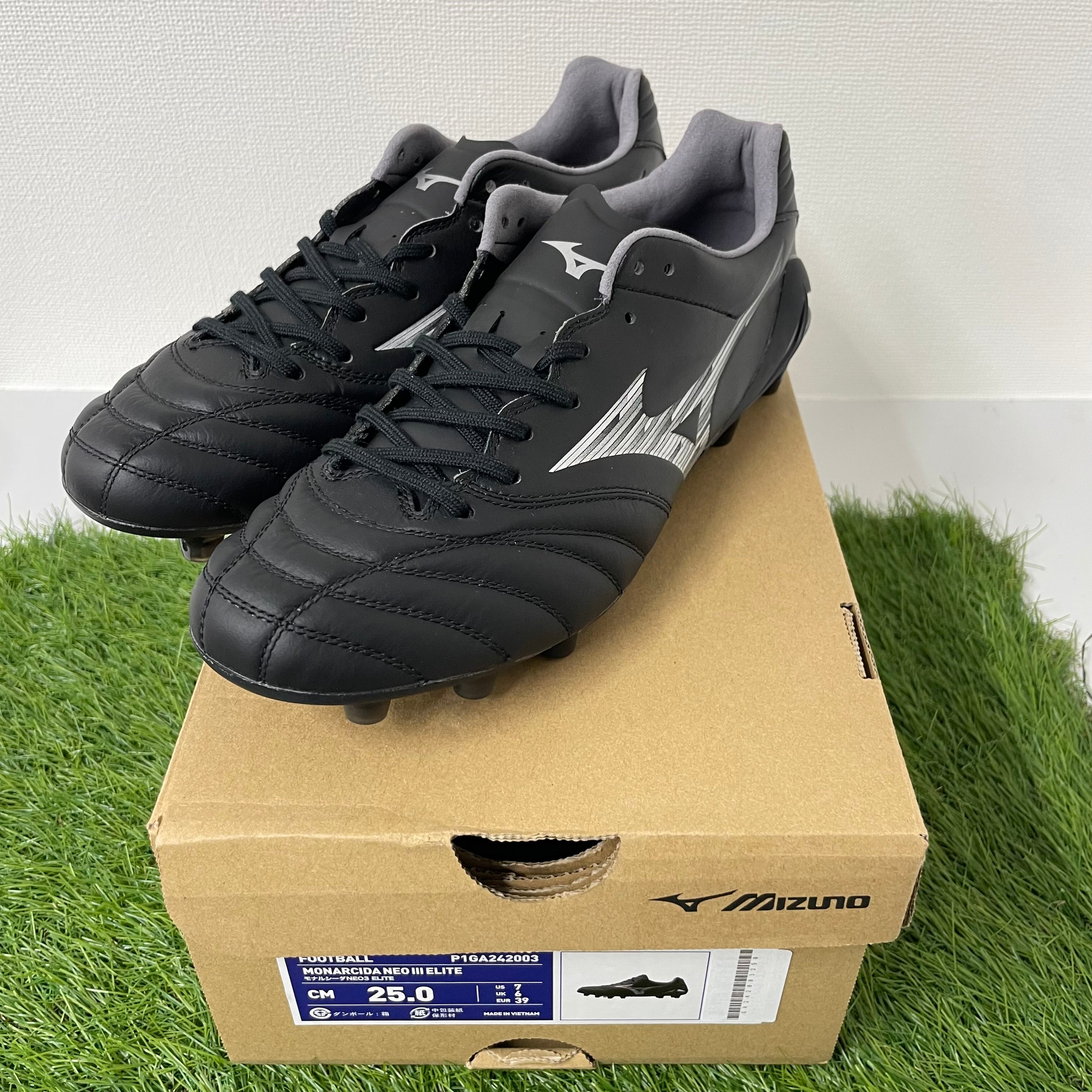 MONARCIDA NEO3 ELITE P1GA242003 – 俺の足 サッカー用品セレクトショップ