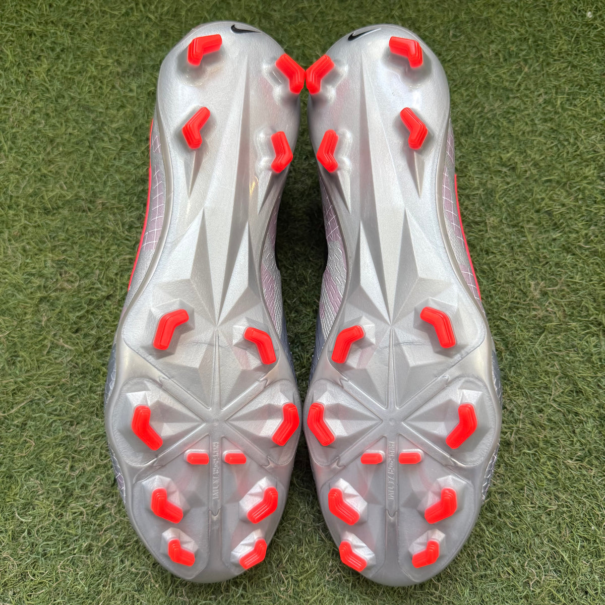 【箱無し】Phantom Venom FG 25.5 特注品