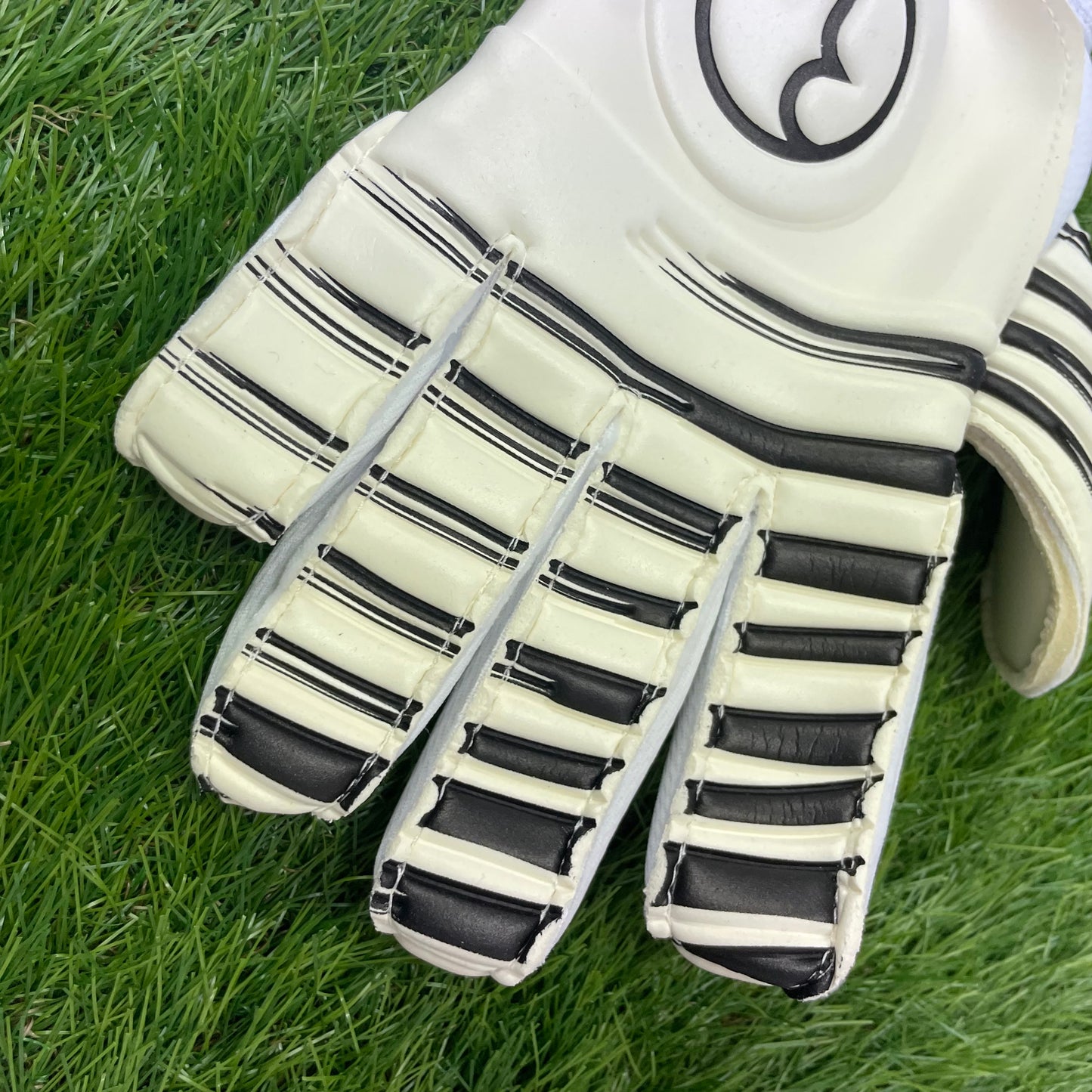 RWLK キーパーグローブ(L2-3)