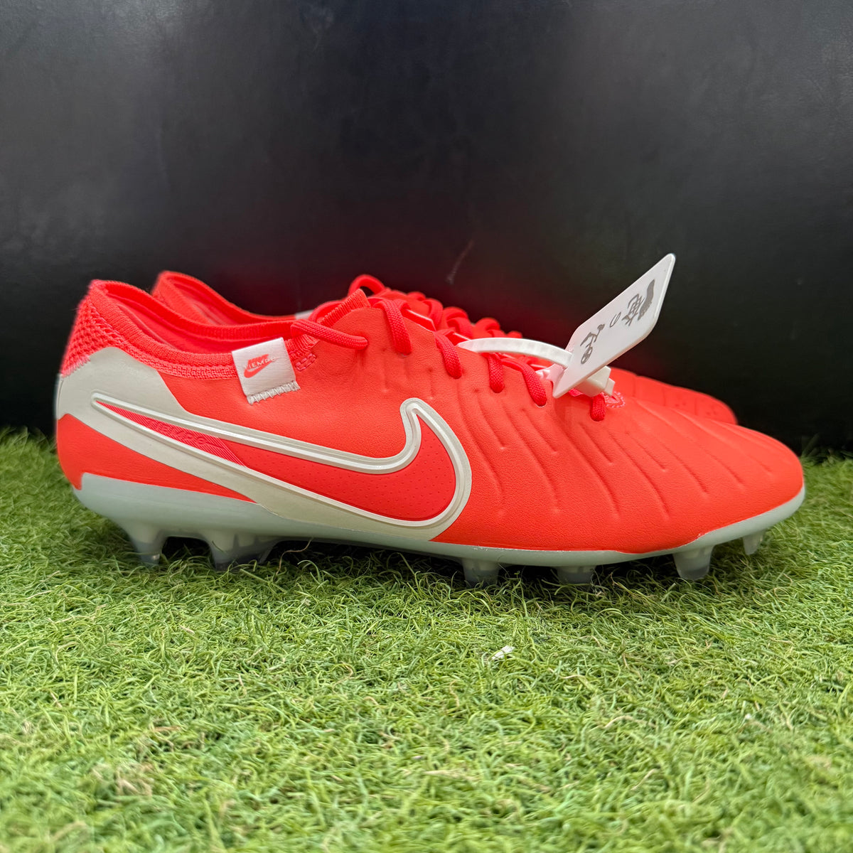 【箱無し】TIEMPO LEGEND 10 ELITE AG PRO 26.5cm DV4328 800