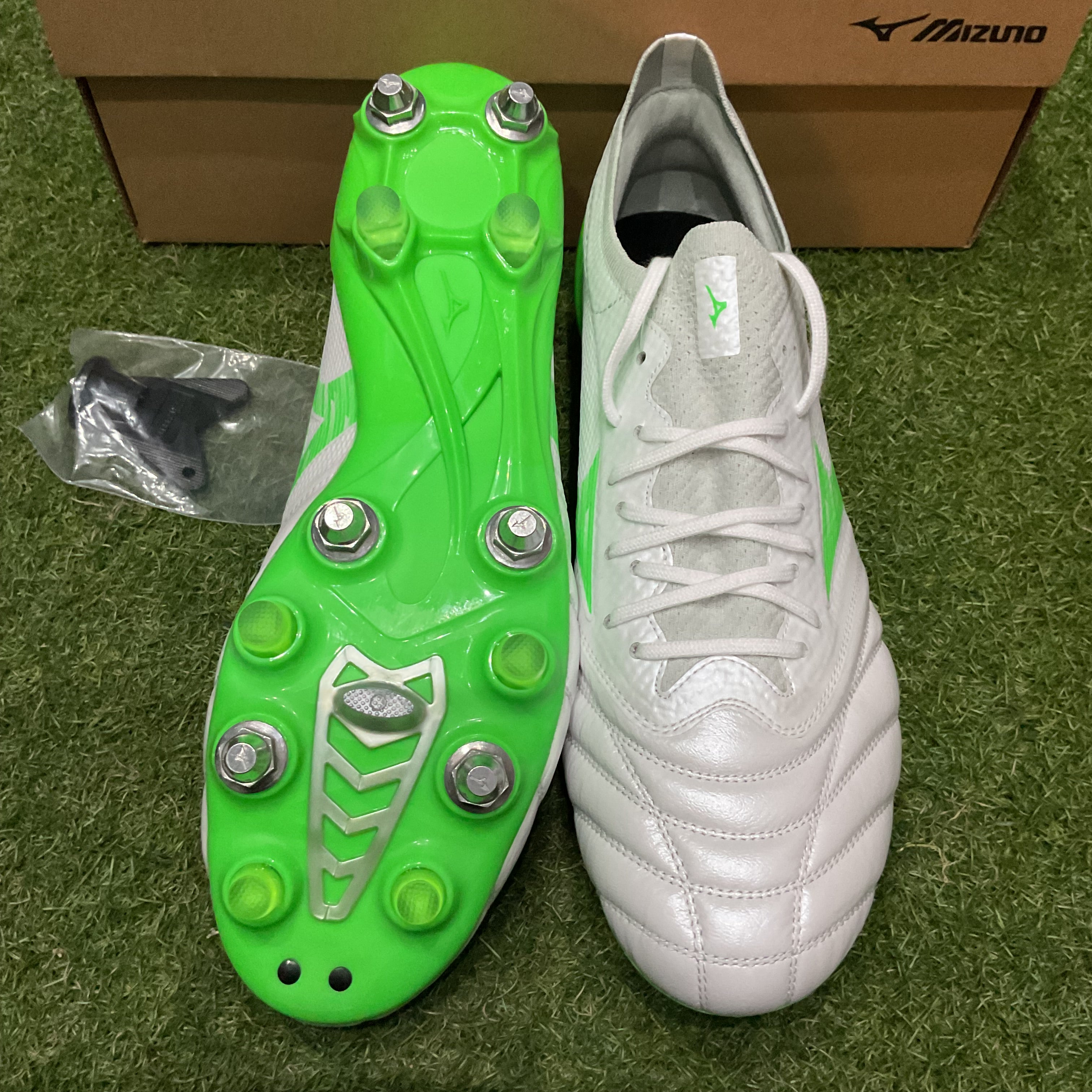 モレリアネオ 4 β ELITE MIX P1GC244203 – 俺の足 サッカー用品