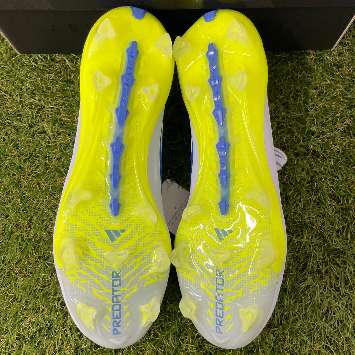 Predator Elite FG プレデター JS0432