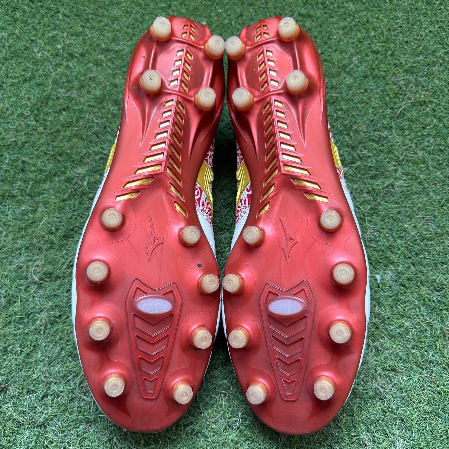 29.0 Used Goods中古スパイク Morelia Neo 4 β SR4 Japan