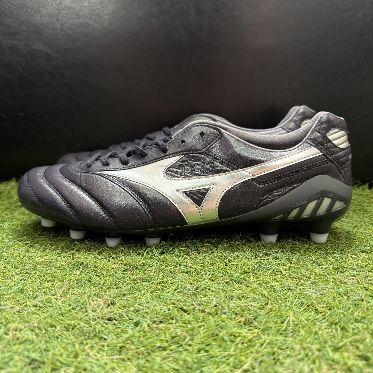 27.5 Used Goods中古スパイク Morelia DNA Japan