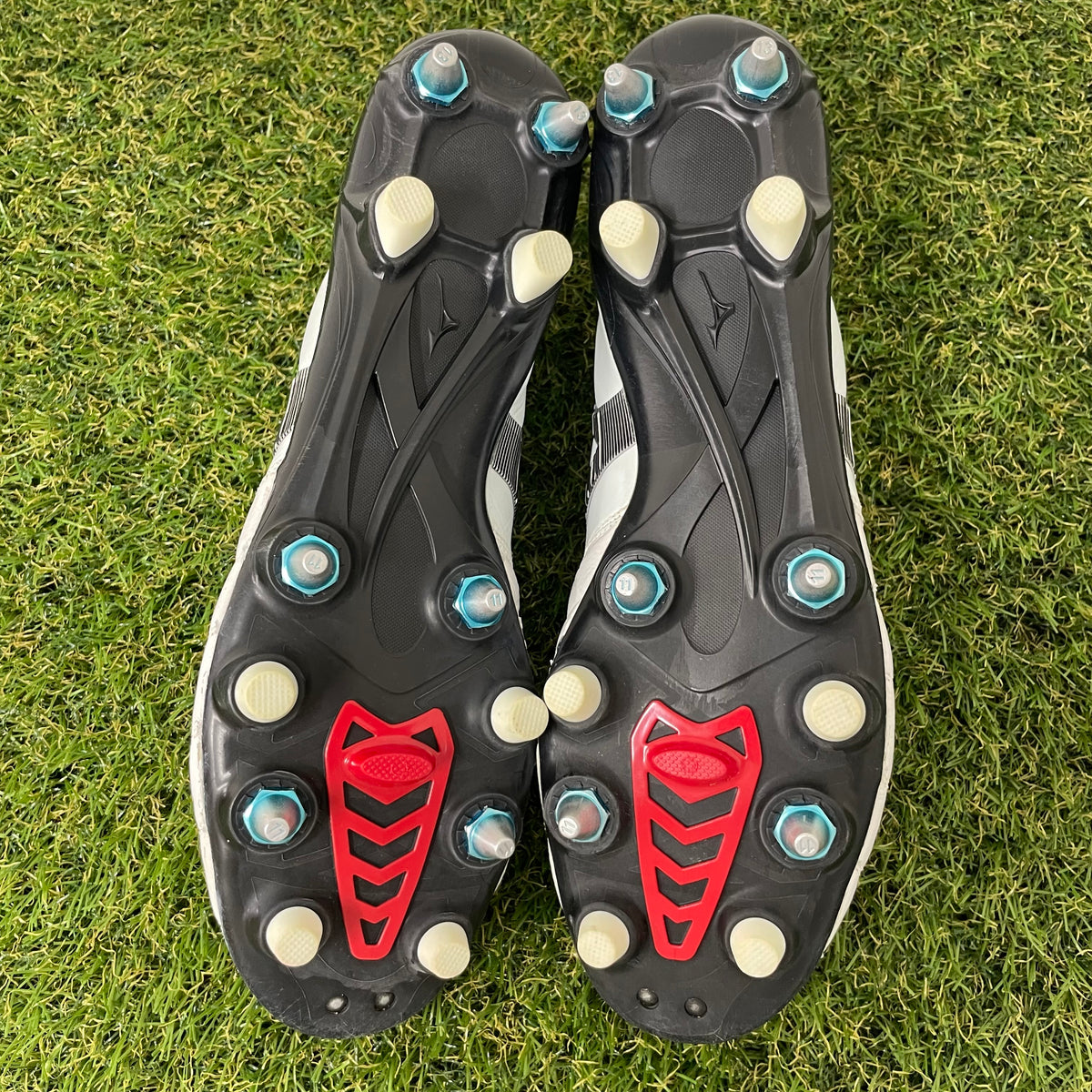 【インソールなし】②27.5 cm Used Goods中古スパイク Morelia Neo 3 Japan SG MIX 選手特注品