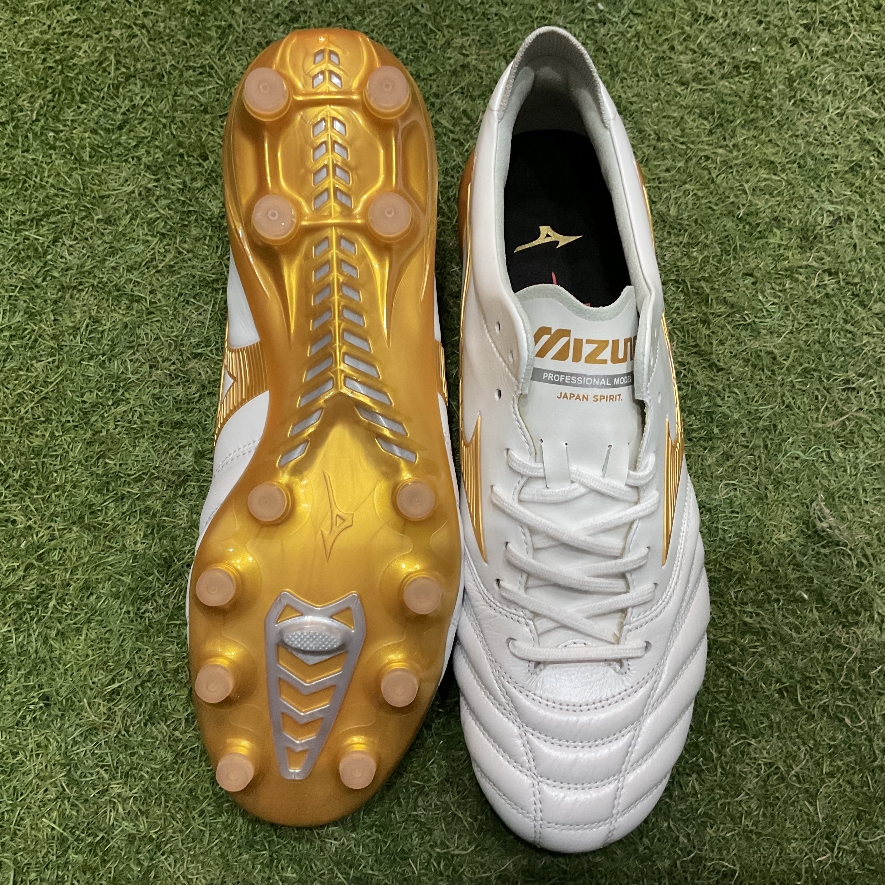 おれのスパイク サッカー・フットサル | シューズ | サッカースパイク 天然芝用（FG